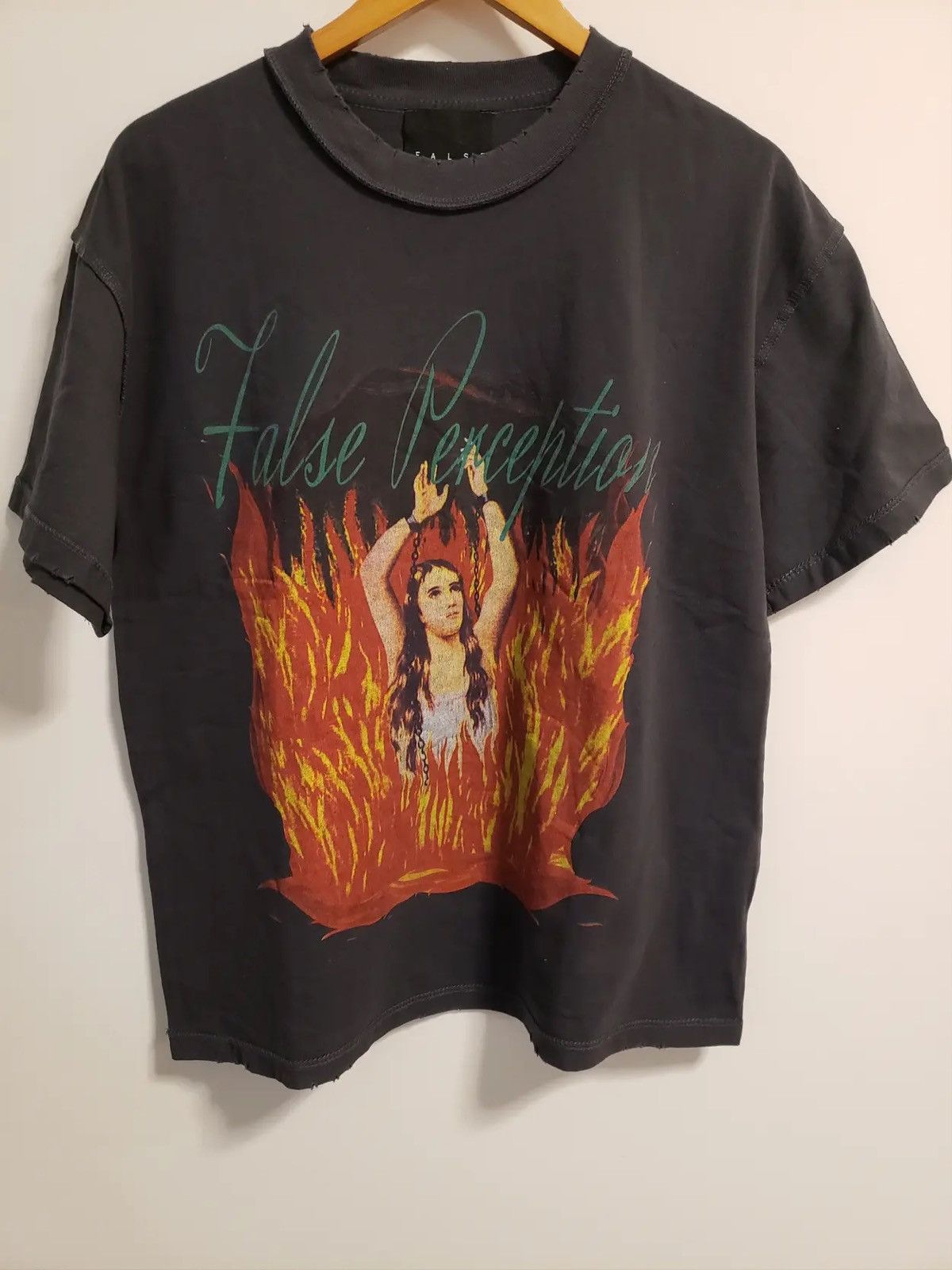 Designer × Vintage × Young Thug False Perception reverse stiching t-shirt Size US M / EU 48-50 / 2 - 1 Thumbnail