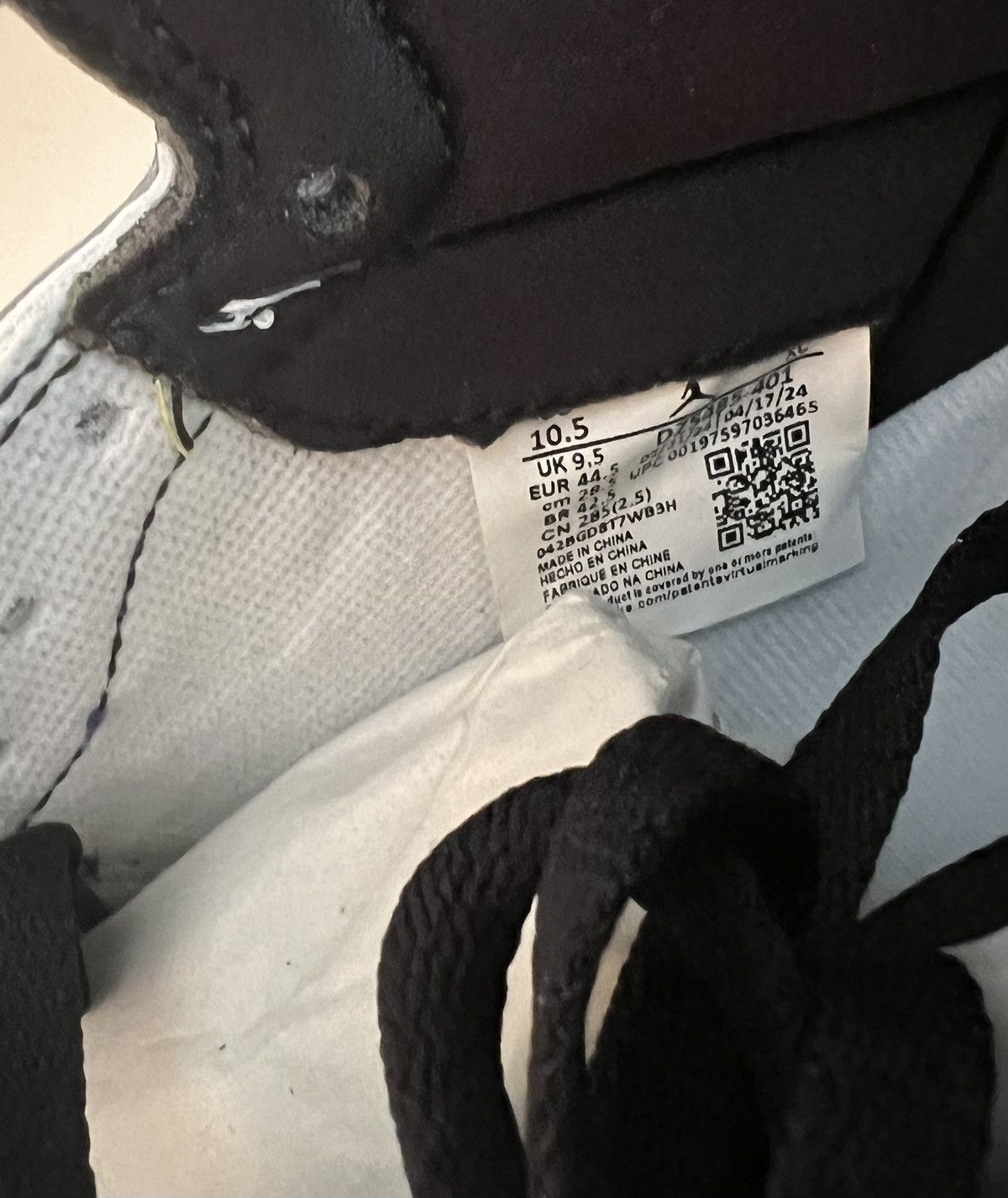 Nike Nike Air Jordan 1 Midnight Navy 10.5US Size US 10.5 / EU 43-44 - 13 Thumbnail