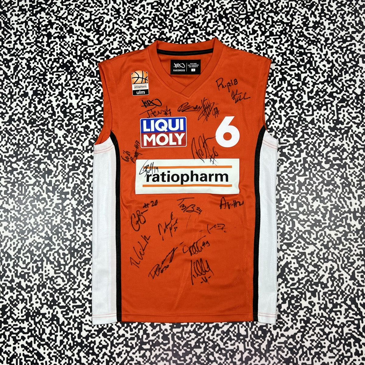 K1X Ratiopharm Ulm Per Gunther Signed Team Basketball Jersey Size US S / EU 44-46 / 1 - 1 Thumbnail