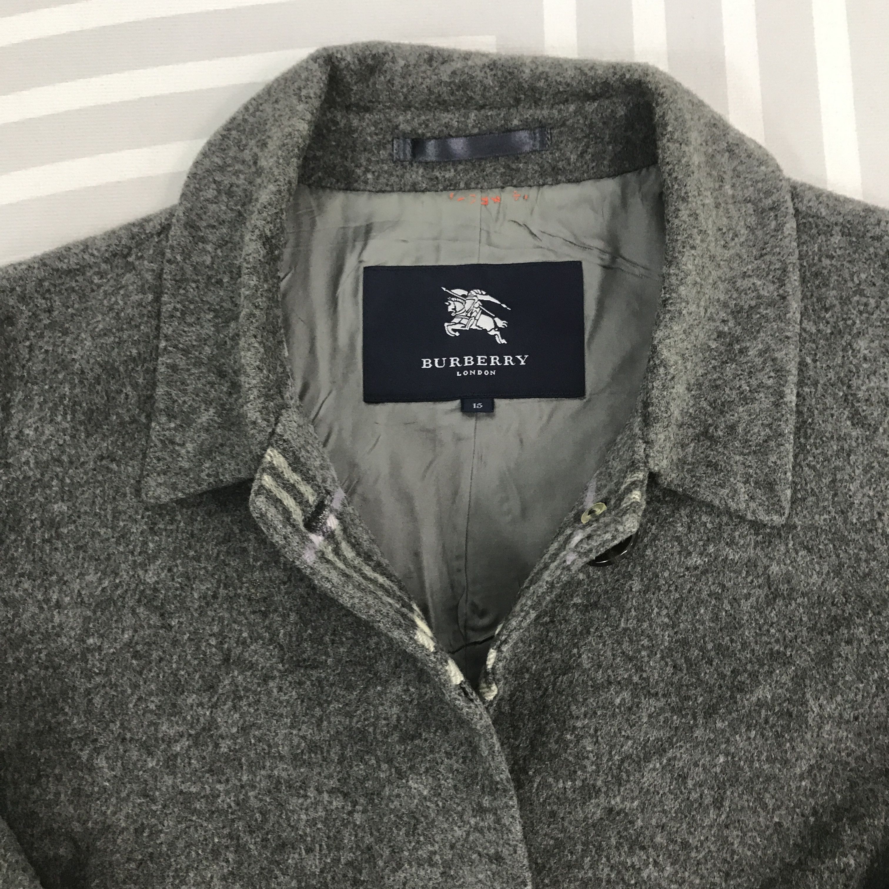Burberry × Vintage Vintage Burberry London Wool Button up coat Jacket Size US L / EU 52-54 / 3 - 8 Thumbnail