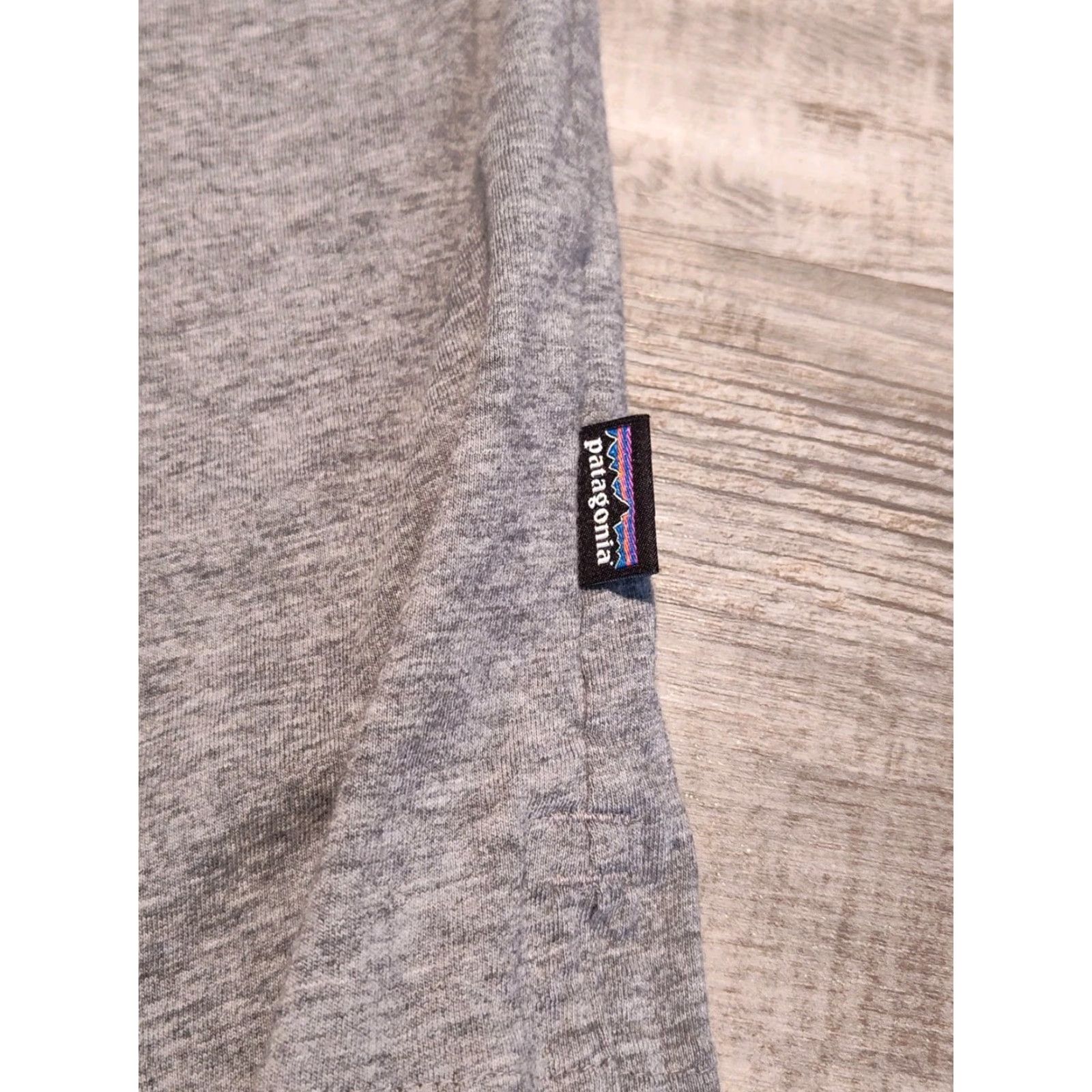 Patagonia Patagonia Shirt Mens L Short Sleeve Outdoor Lightweight Polo Gray Size US L / EU 52-54 / 3 - 3 Thumbnail