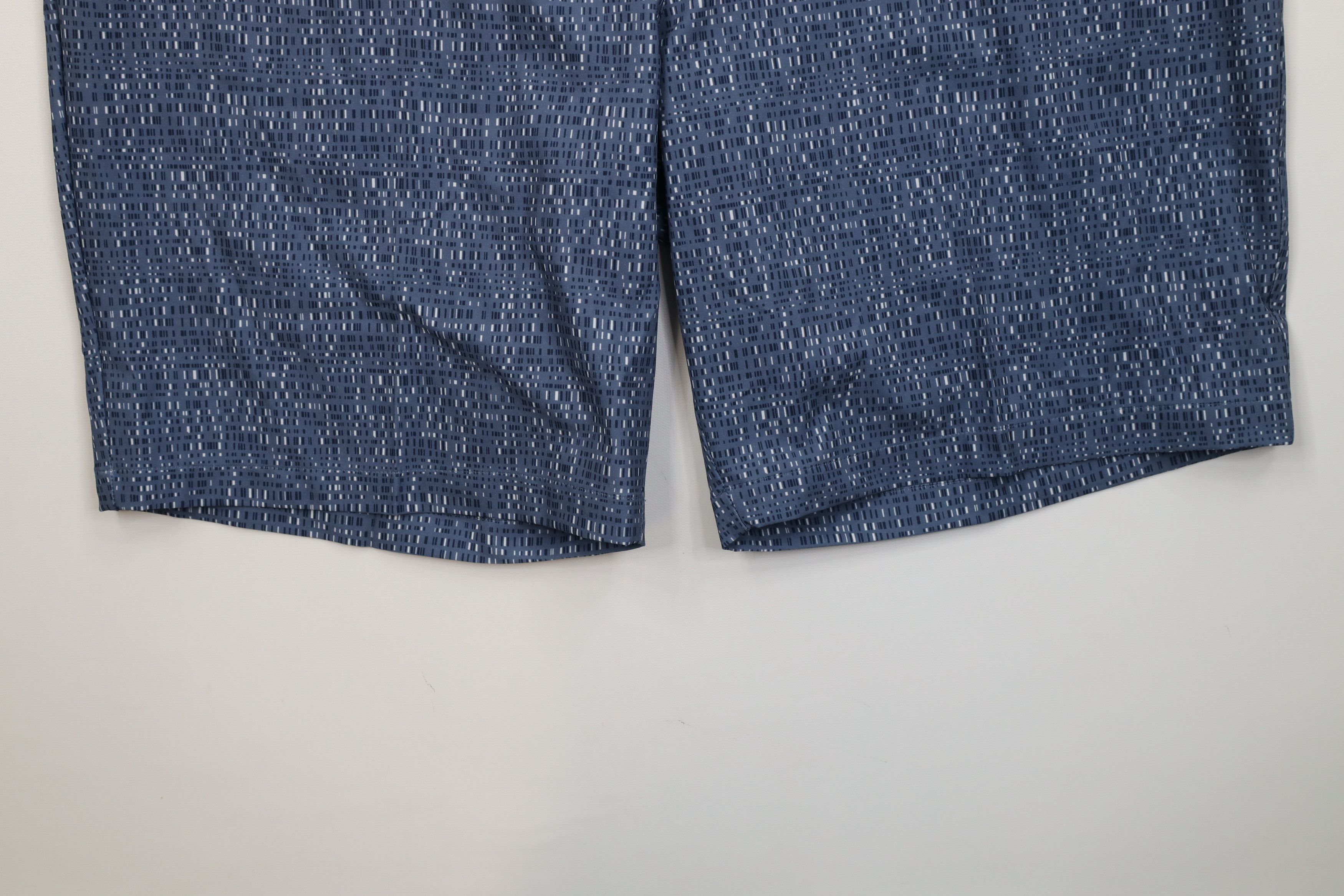 Adidas Deadstock Vintage Y2K Adidas Golf Geometric Golfing Shorts Size US 40 / EU 56 - 4 Thumbnail