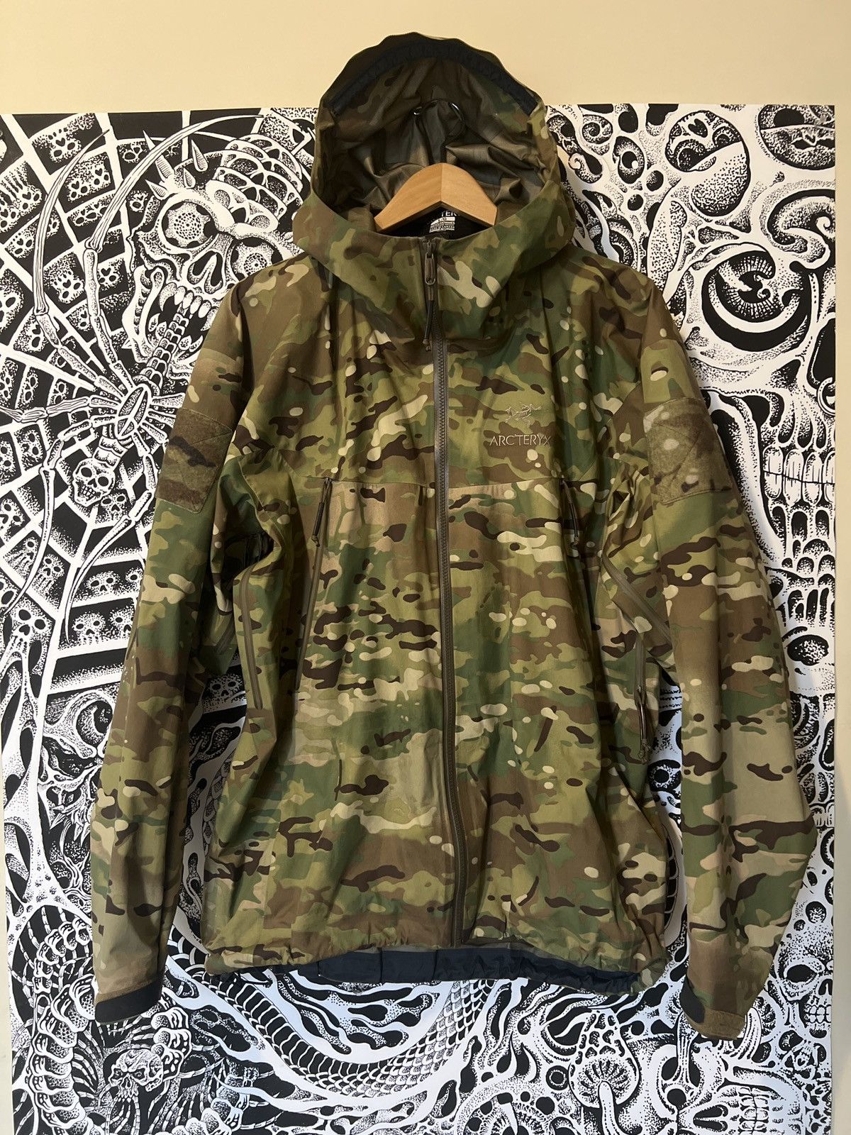 Arc'Teryx * Extremely Rare * Arc'teryx LEAF - Gen 1 Alpha LT | Grailed