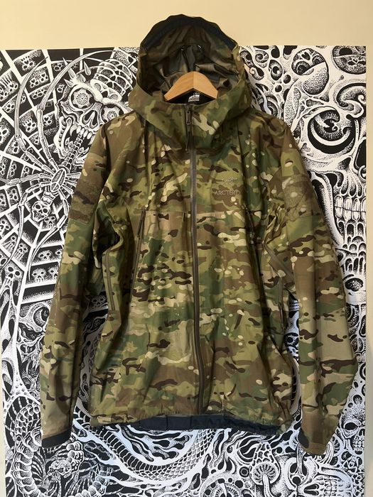 Arc'Teryx * Extremely Rare * Arc'teryx LEAF - Gen 1 Alpha LT | Grailed