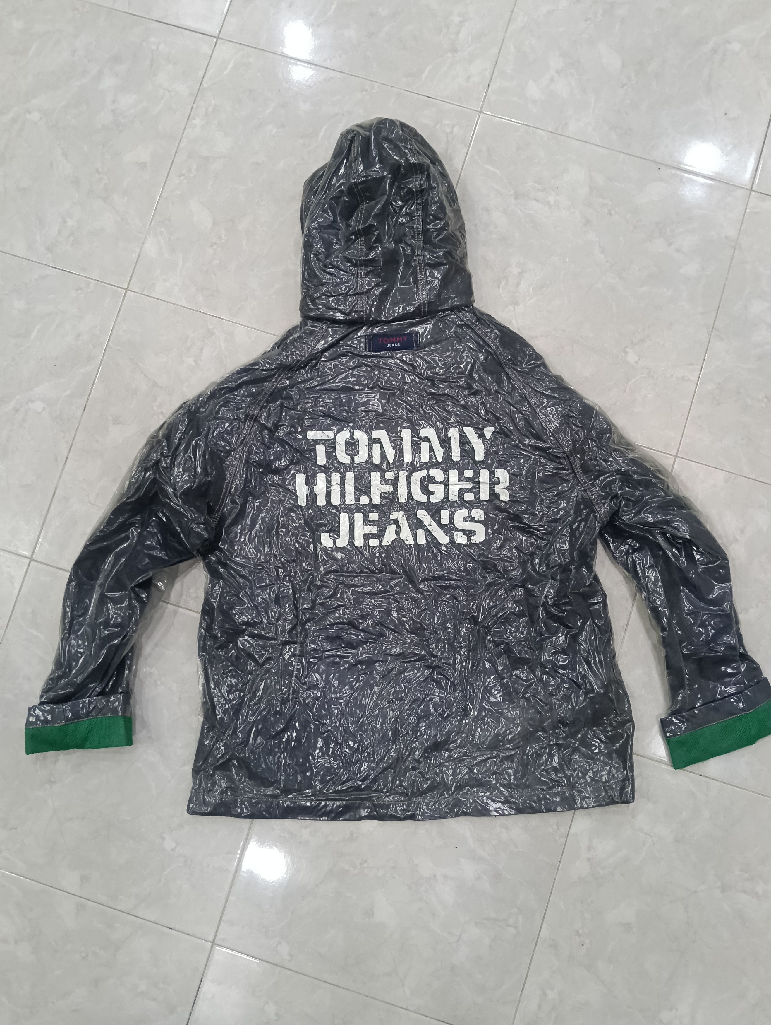 Tommy Hilfiger Vintage Tommy Hilfiger Denim In Plastic Size US L / EU 52-54 / 3 - 4 Thumbnail