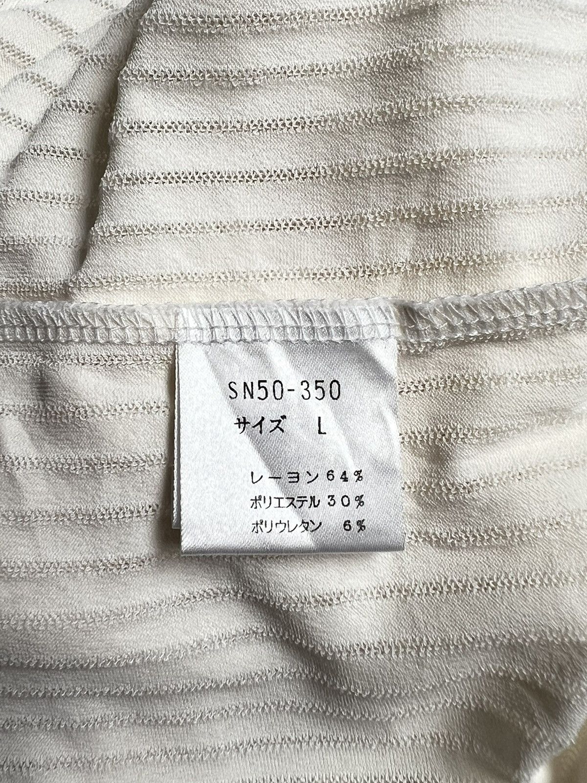 Yves Saint Laurent Yves Saint Laurent White Pleats T-shirt Size US S / EU 44-46 / 1 - 12 Thumbnail