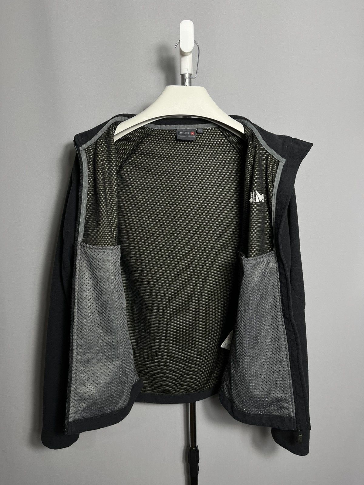 The Mountain Millet Mountain M-Wind Fleece Jacket Black Zip Windbreak Size US L / EU 52-54 / 3 - 8 Thumbnail