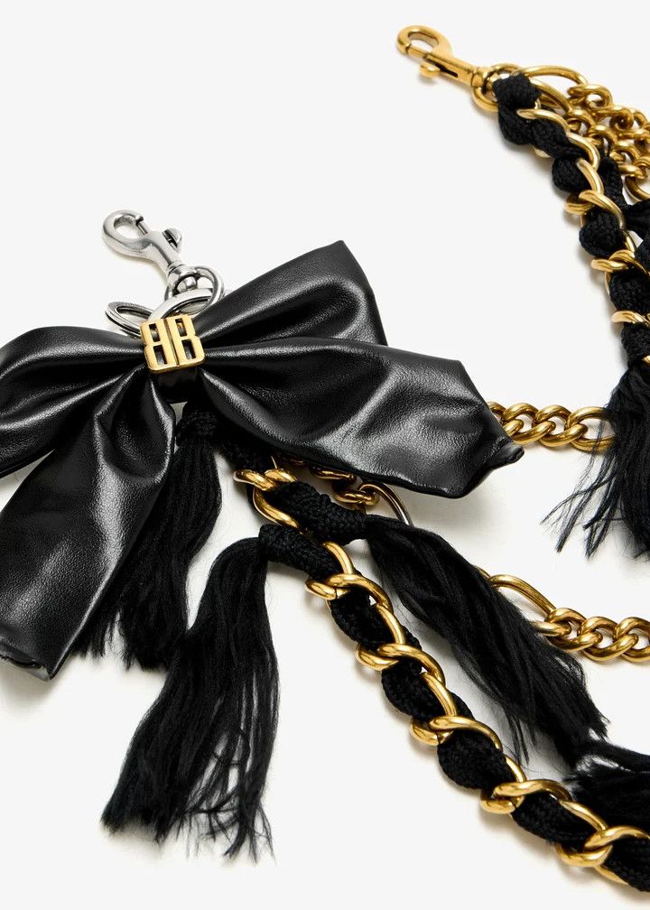 Balenciaga o1tr1nto0526 Size: OS / Bow Chain Charm in Gold/Black Size ONE SIZE - 2 Thumbnail