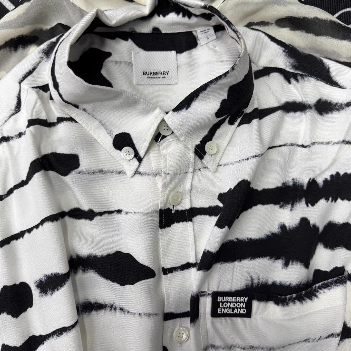 Burberry Burberry Black & White Runway Sleeveless Jacket Q10 Size US L / EU 52-54 / 3 - 4 Thumbnail