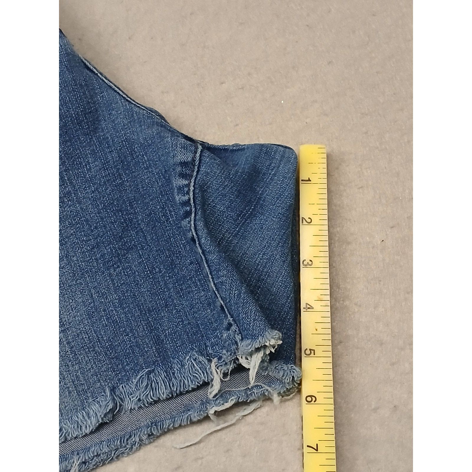 Nine West Nine West (16) Women's Cut-Off Blue Denim Jean shorts Size 38" / US 16 / IT 52 - 6 Thumbnail