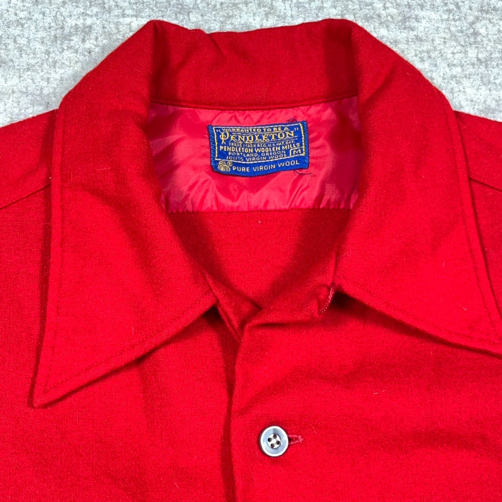 Pendleton VINTAGE Pendleton Shirt Men M Red Wool Button-Up Collared - 70s 80s Camp Shirt, Solid, 80s, Modern, Classic, Preppy Size US M / EU 48-50 / 2 - 4 Thumbnail