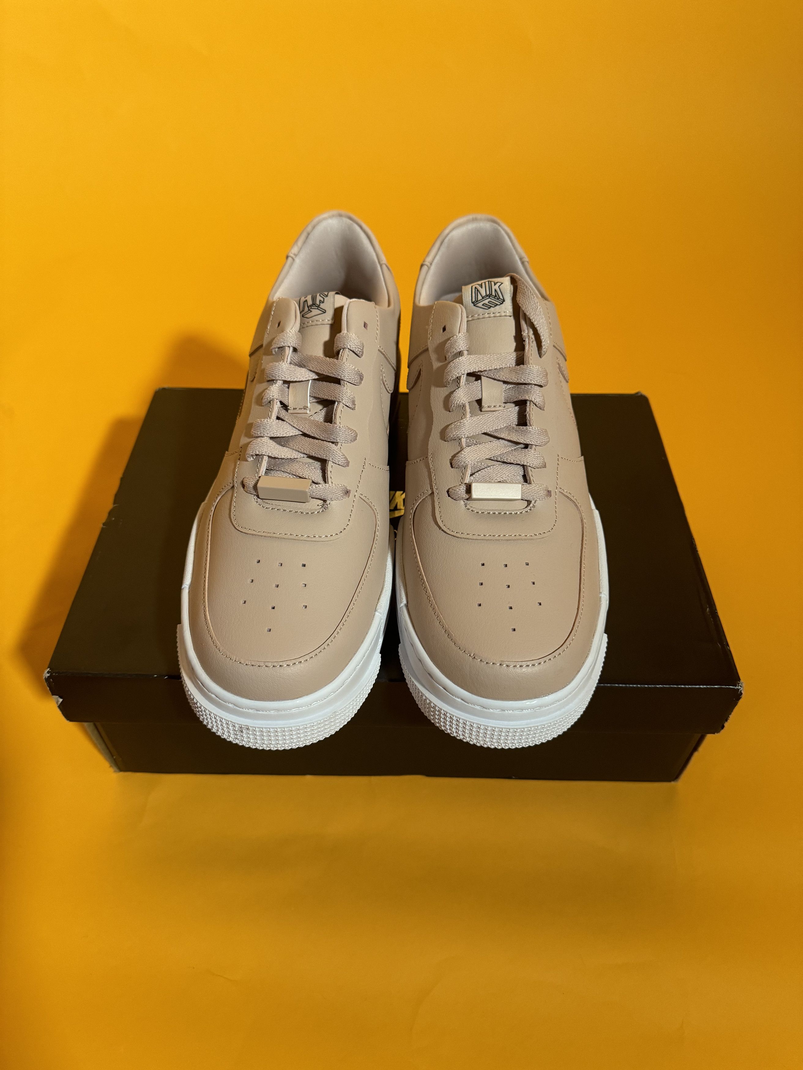 Nike AF1 "Pixel" Lows Size US 10 / EU 43 - 2 Thumbnail