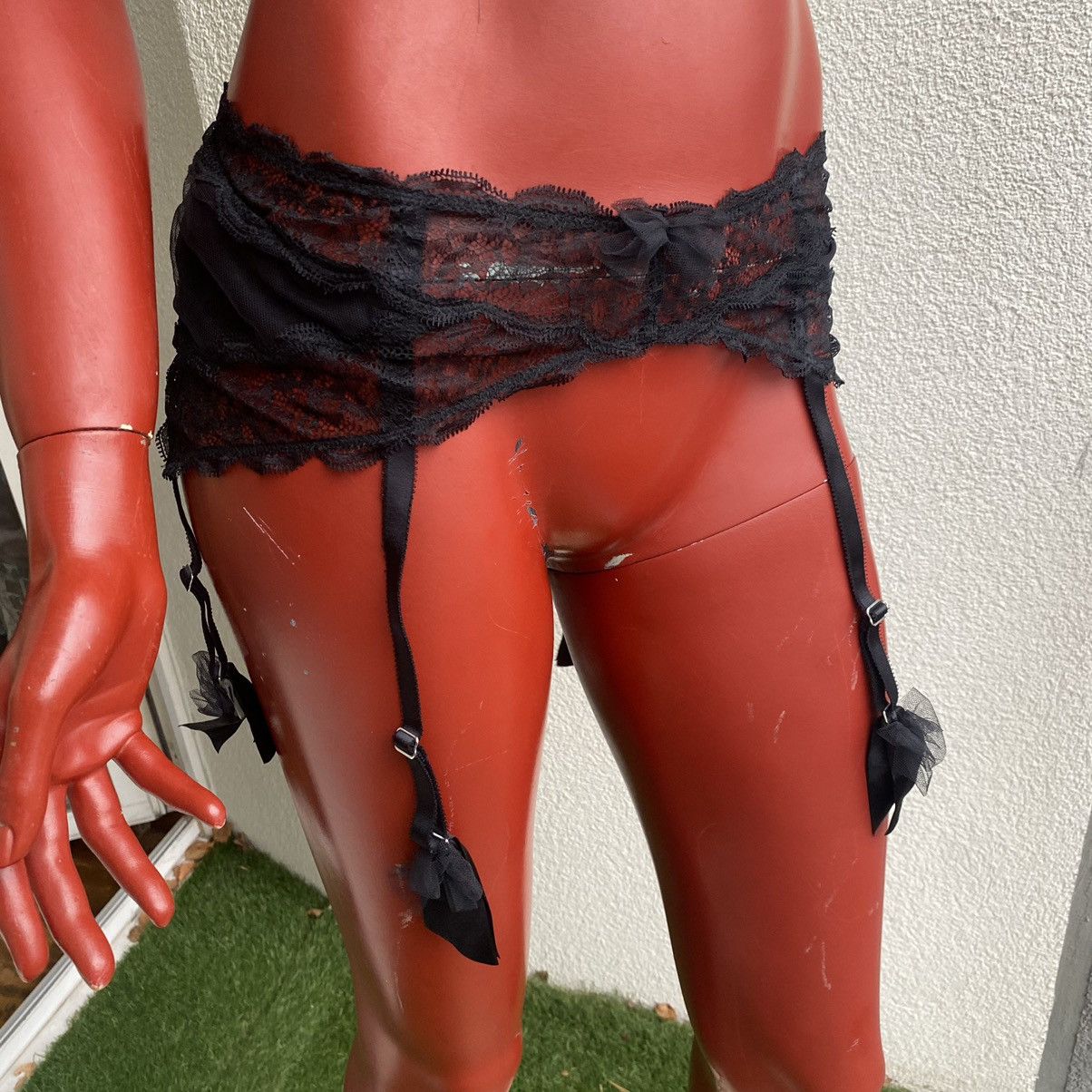 Victoria's Secret New victoria’s secret suspenders Size ONE SIZE - 1 Thumbnail