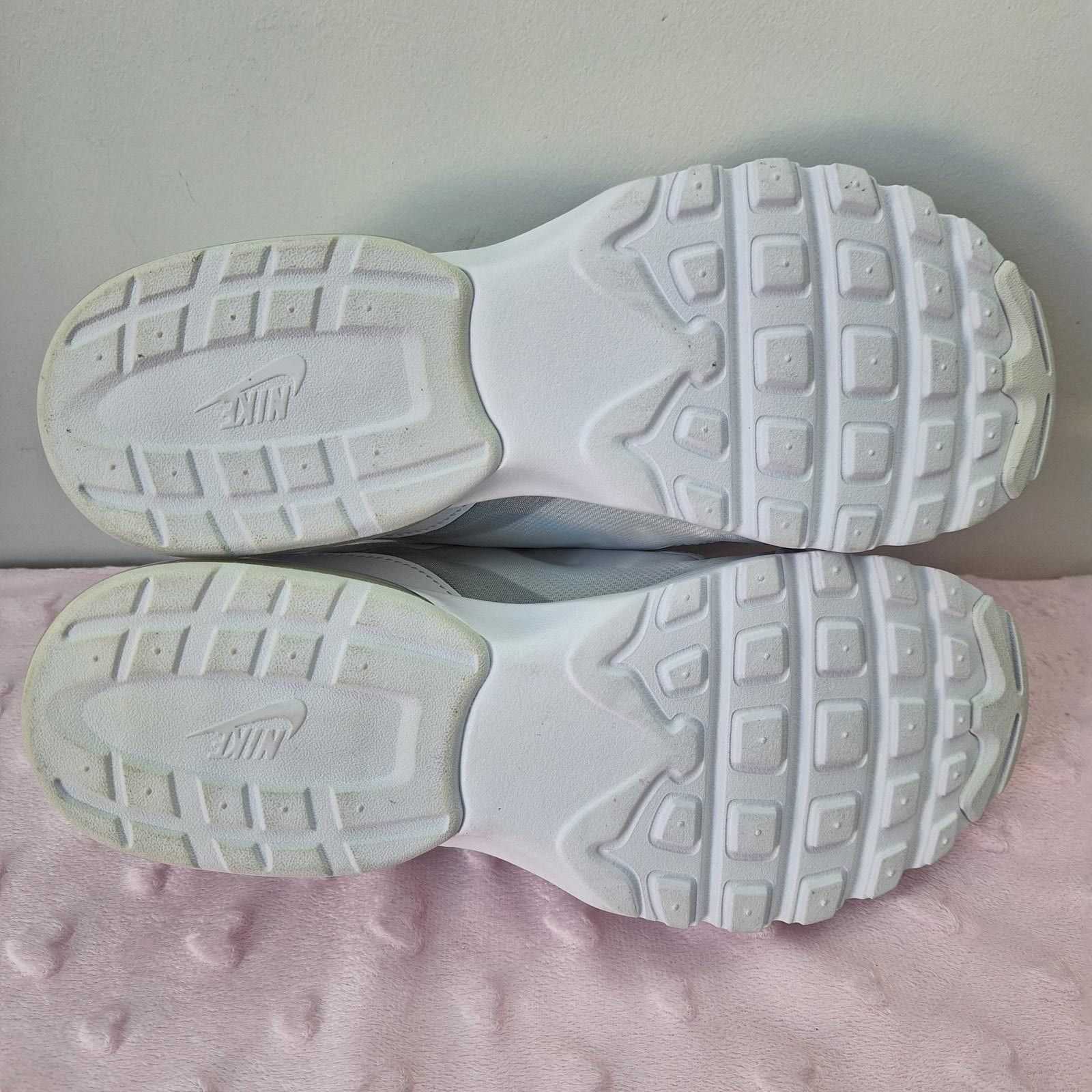 Nike NIKE Air Max VG-R Trainers Eur 41 M US 8, W 91/2 unisex Size US 9 / IT 39 - 6 Thumbnail