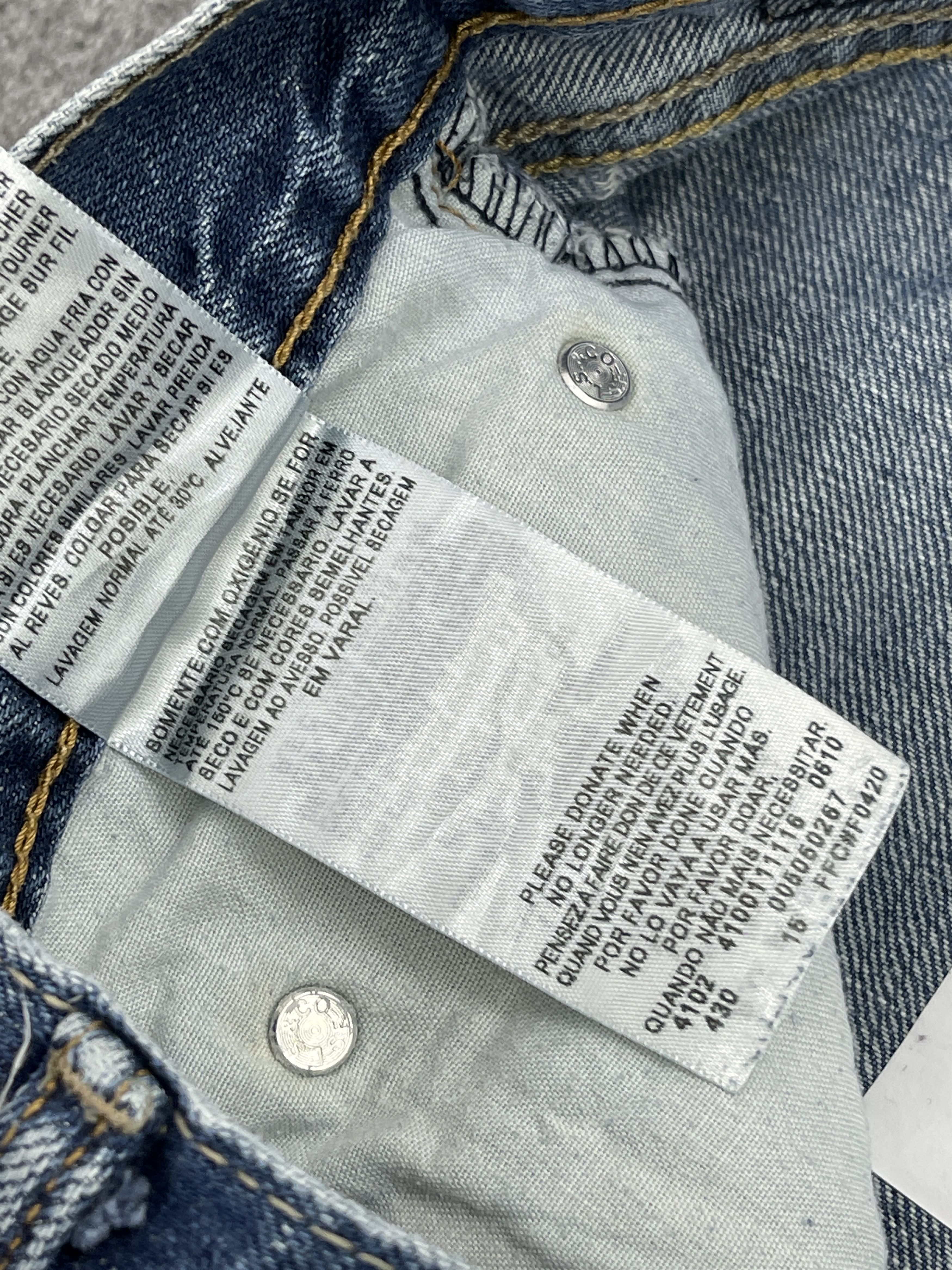 Levi's Vintage Sun Faded Straight Fit Levis 505 Jeans DP2492 Size US 39 - 10 Thumbnail