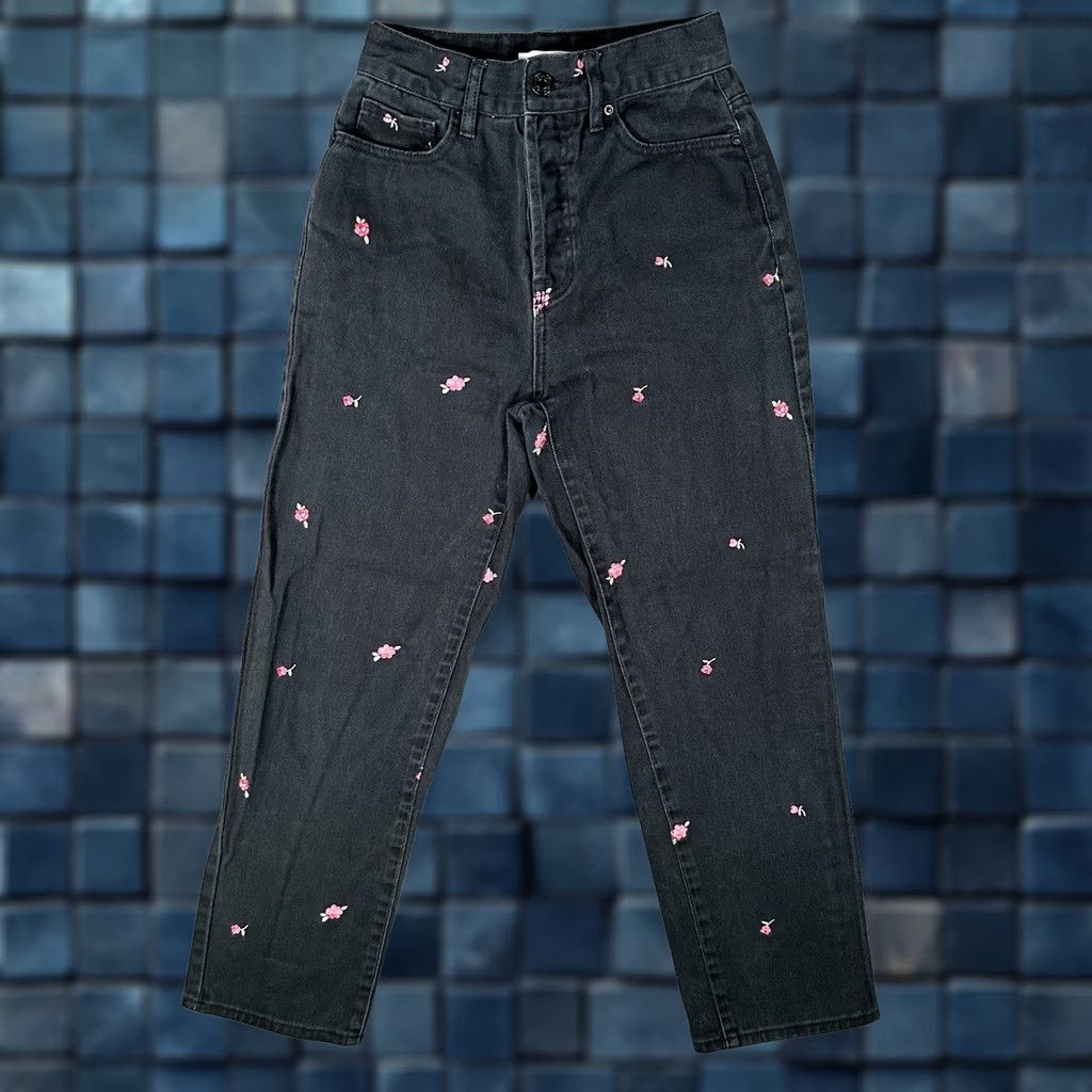 Pacsun PacSun Jeans Women 24 Black High Rise Straight Flower Embroidered Button Fly EUC Size 42" / US 20 - 1 Thumbnail