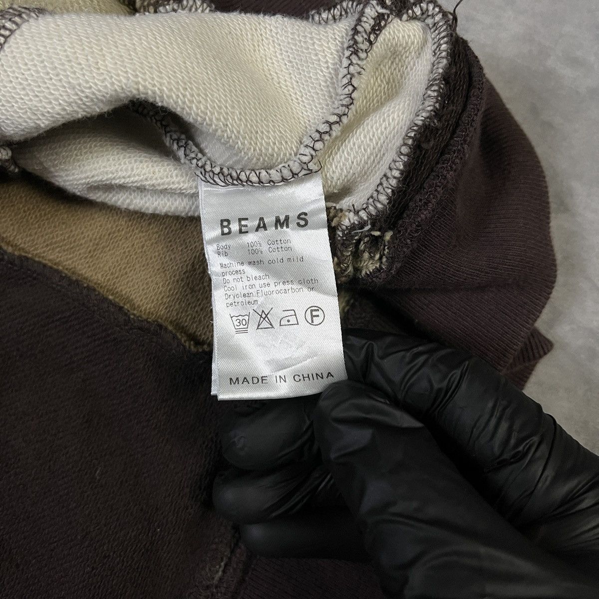 BEAMS Patch Work Crewneck
