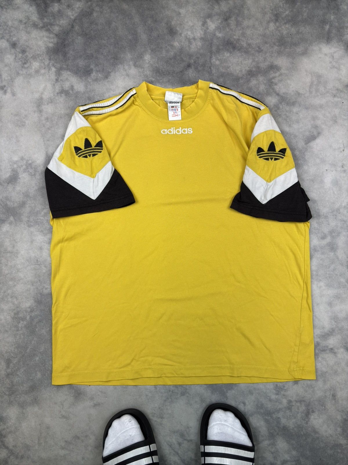 Adidas Vintage Adidas Yellow Blokecore Style 90s Sleeve Logo y2k Size US L / EU 52-54 / 3 - 1 Thumbnail