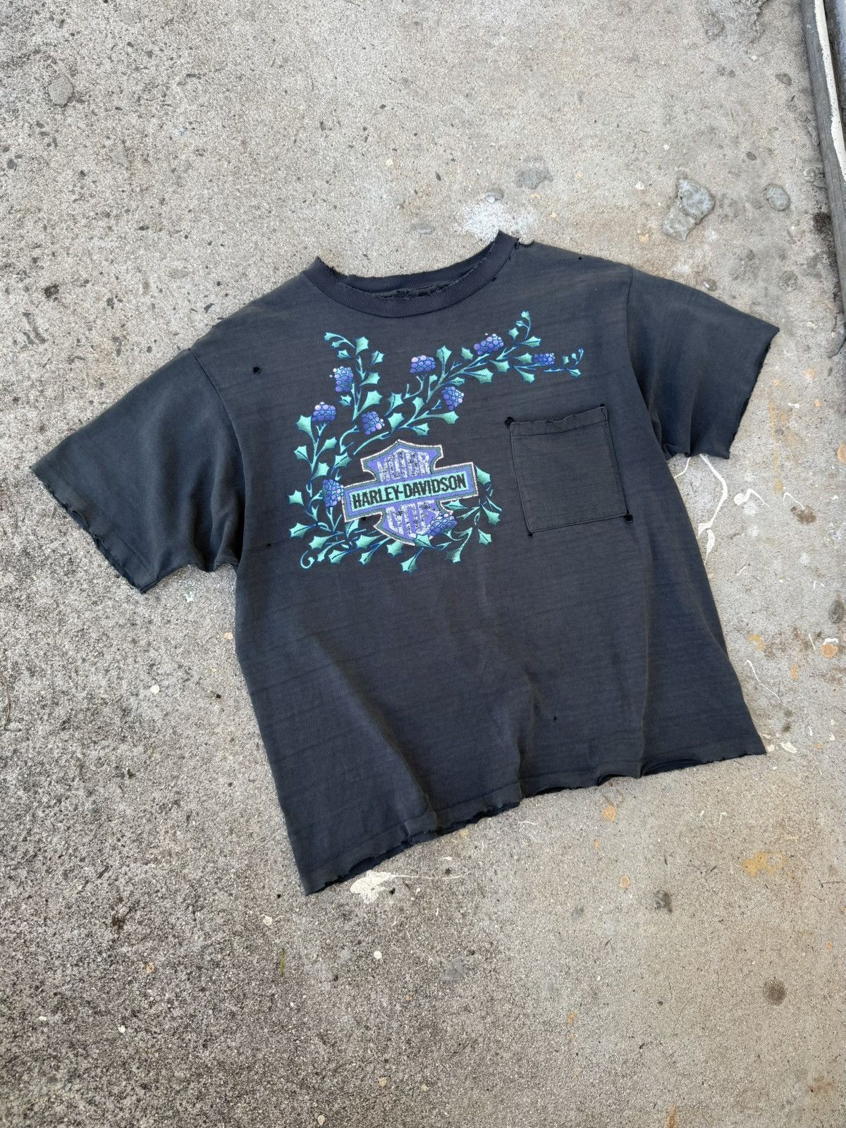 1980s Vintage Faded Thrashed Rare Harley Davidson Floral Tee