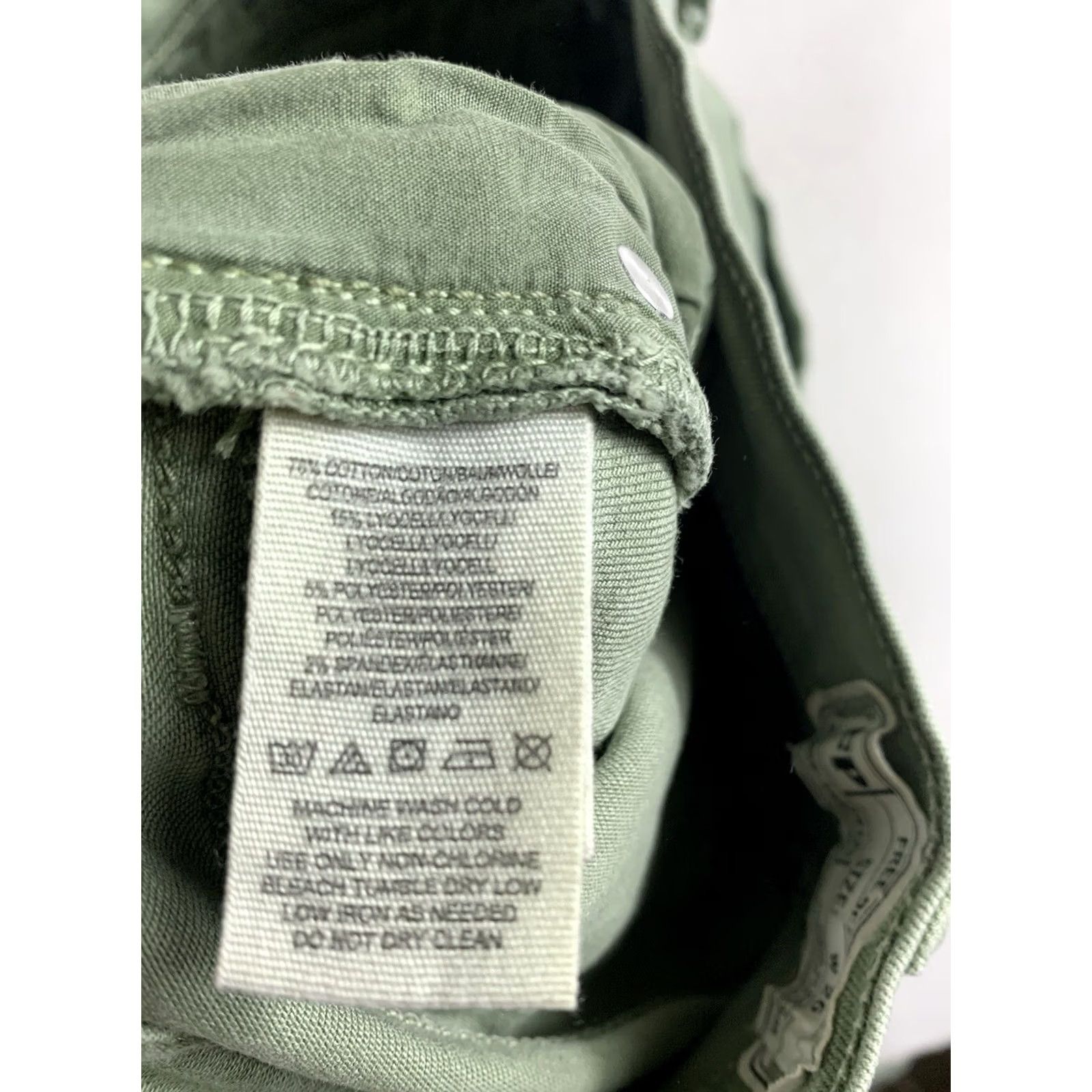 Free People Free People Jeans Women size 26 Green Distressed Skinny 61855-16515125 Denim 5-Pocket Rise Mid Inseam 25 Belt Loops OO Size 26" / US 2 / IT 38 - 7 Thumbnail