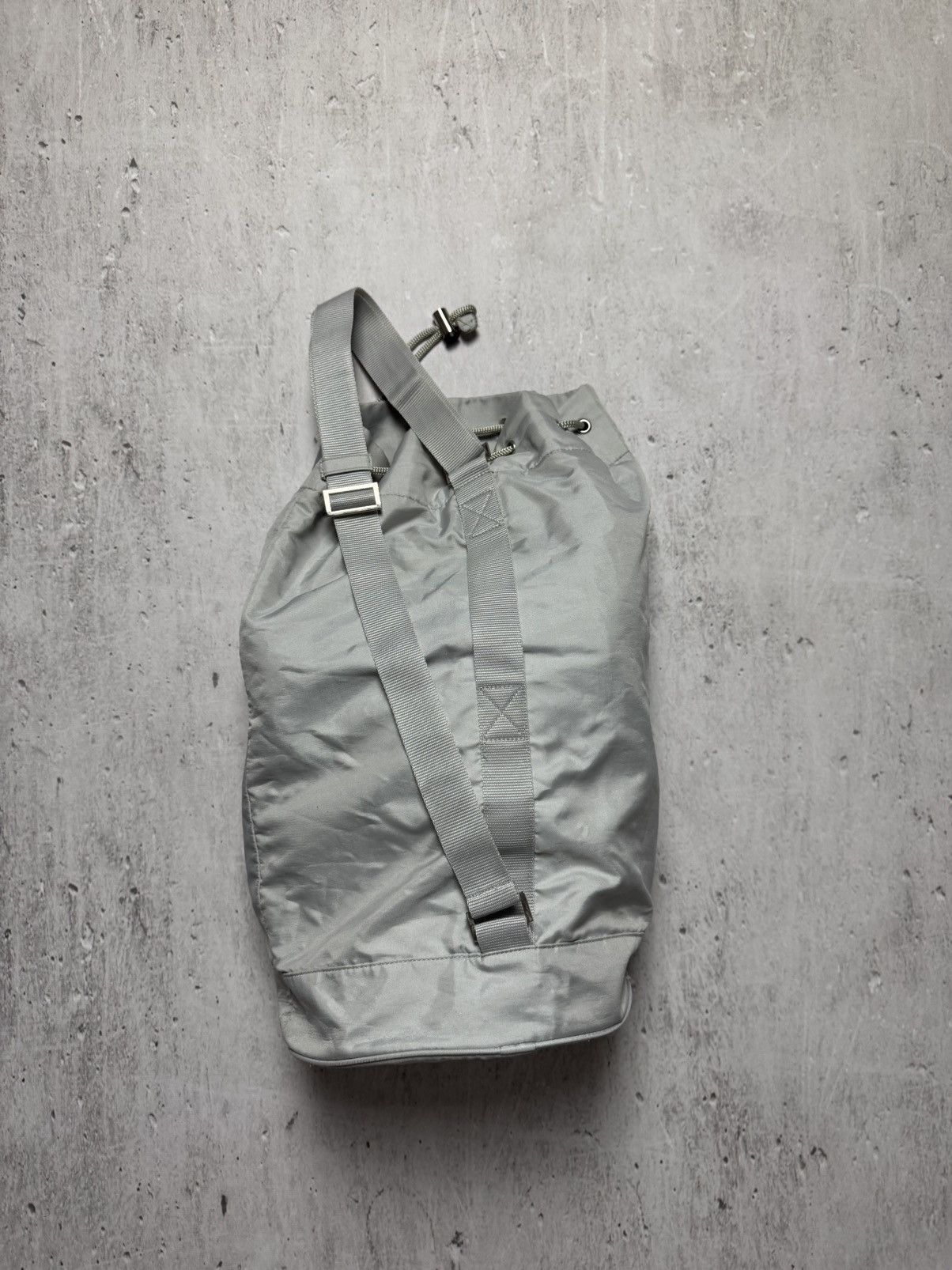 Prada Vintage Prada Luna Rossa Y2K Travel Bag Size ONE SIZE - 4 Thumbnail
