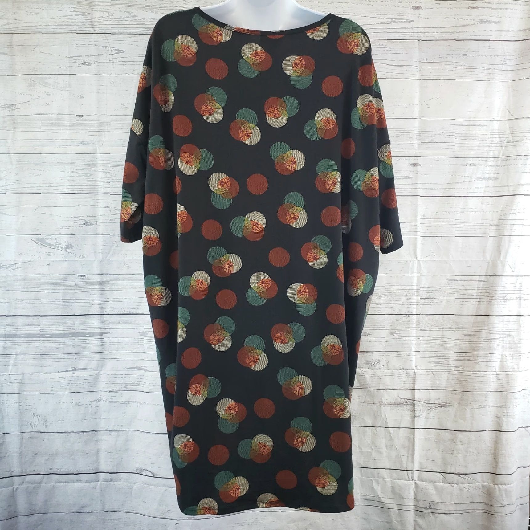 Vintage LuLaRoe Irma Top Shirt Womens Large Black Green Circles Short Sleeve T-Shirt Casual Geometric 90s? Size L / US 10 / IT 46 - 3 Thumbnail