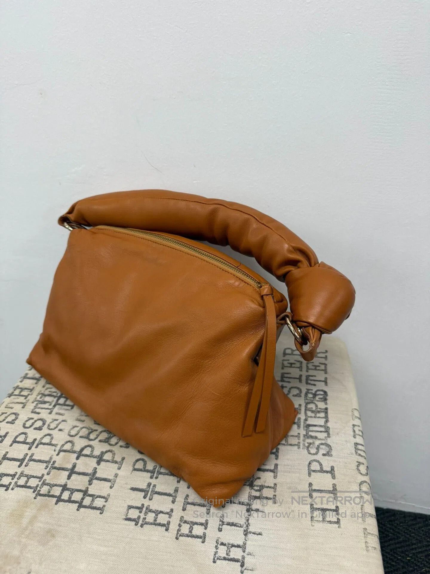 Dries Van Noten Dries Van Noten Puff Leather Handbag. Size ONE SIZE - 4 Thumbnail