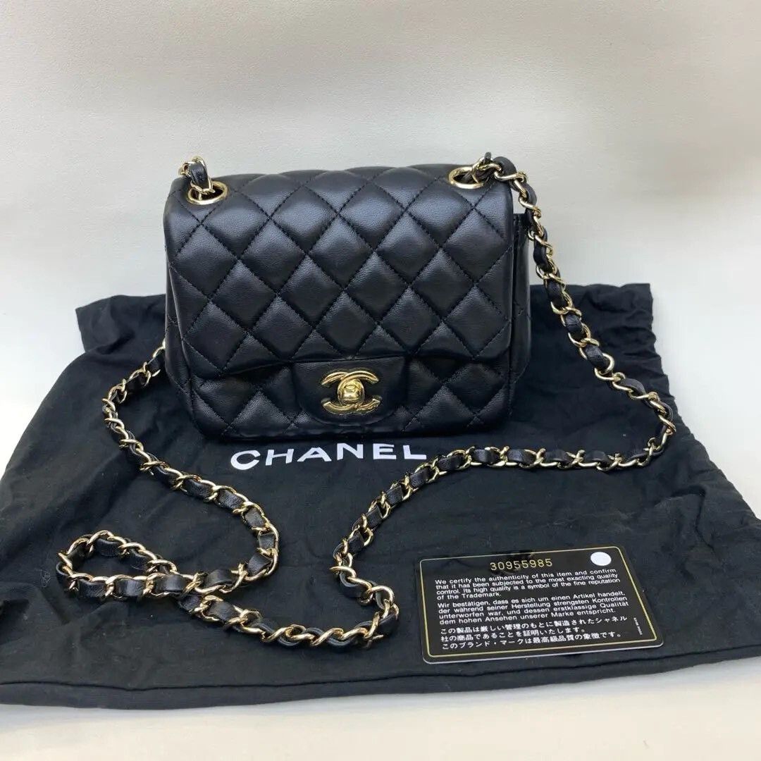 Chanel Pre-loved Bag Very good condition Size ONE SIZE - 1 Thumbnail