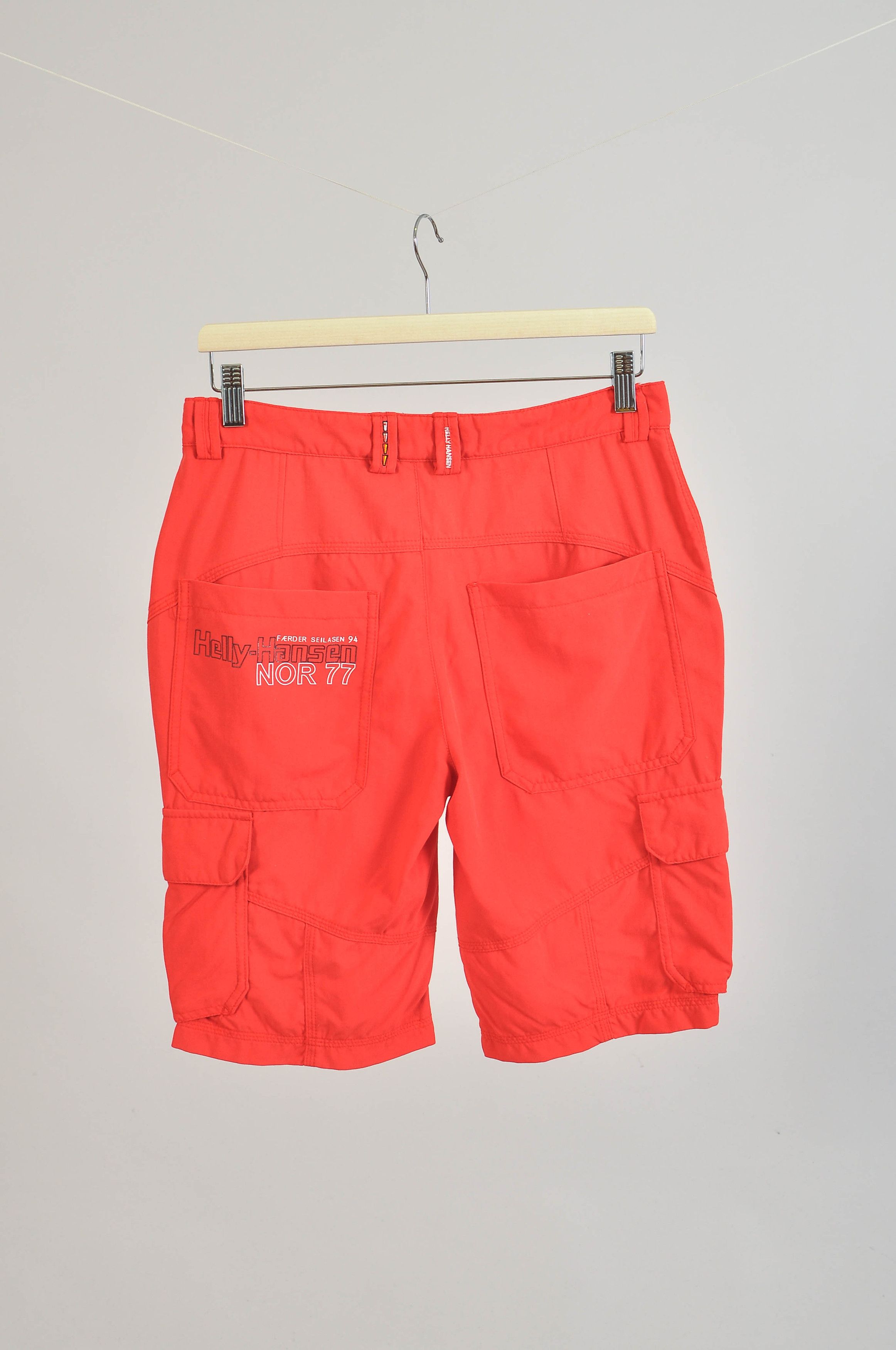 Helly Hansen Vintage 00s Helly Hansen Red Cargo Shorts Size US 30 / EU 46 - 5 Thumbnail