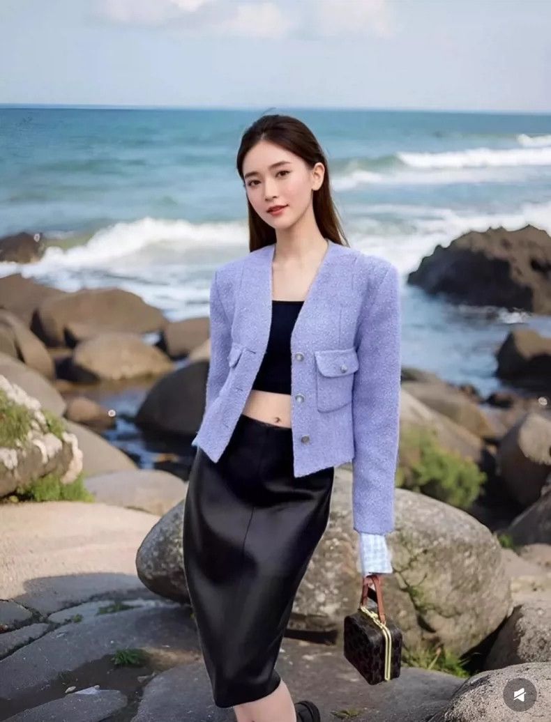 Chanel Chanel 24A purple double pocket V-neck tweed jacket 2504-Ne Size XS / US 0-2 / IT 36-38 - 8 Thumbnail