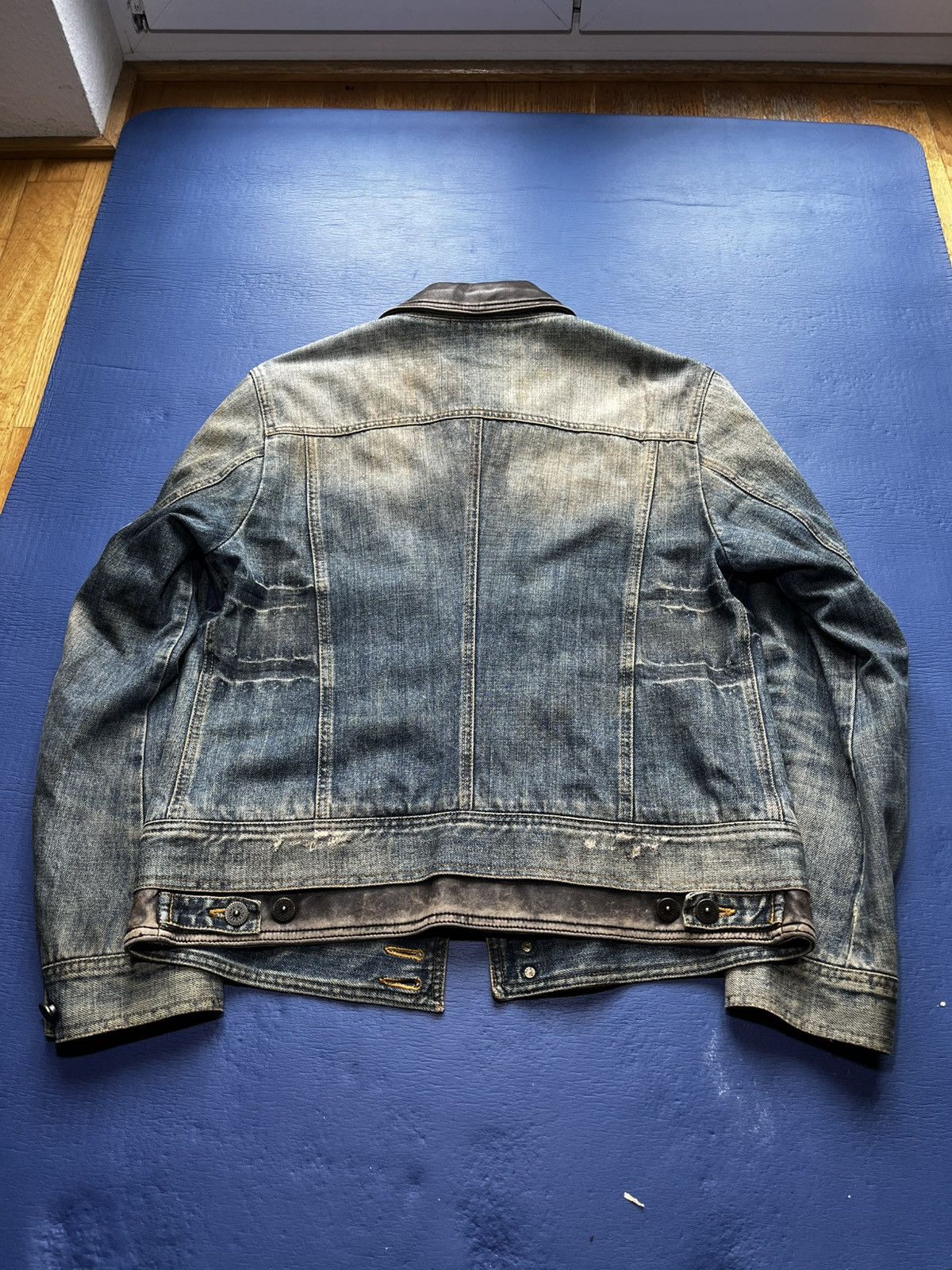 Dolce & Gabbana Dolce & Gabbana AW 2003 Denim Jacket - Faded Blue Size US L / EU 52-54 / 3 - 2 Thumbnail