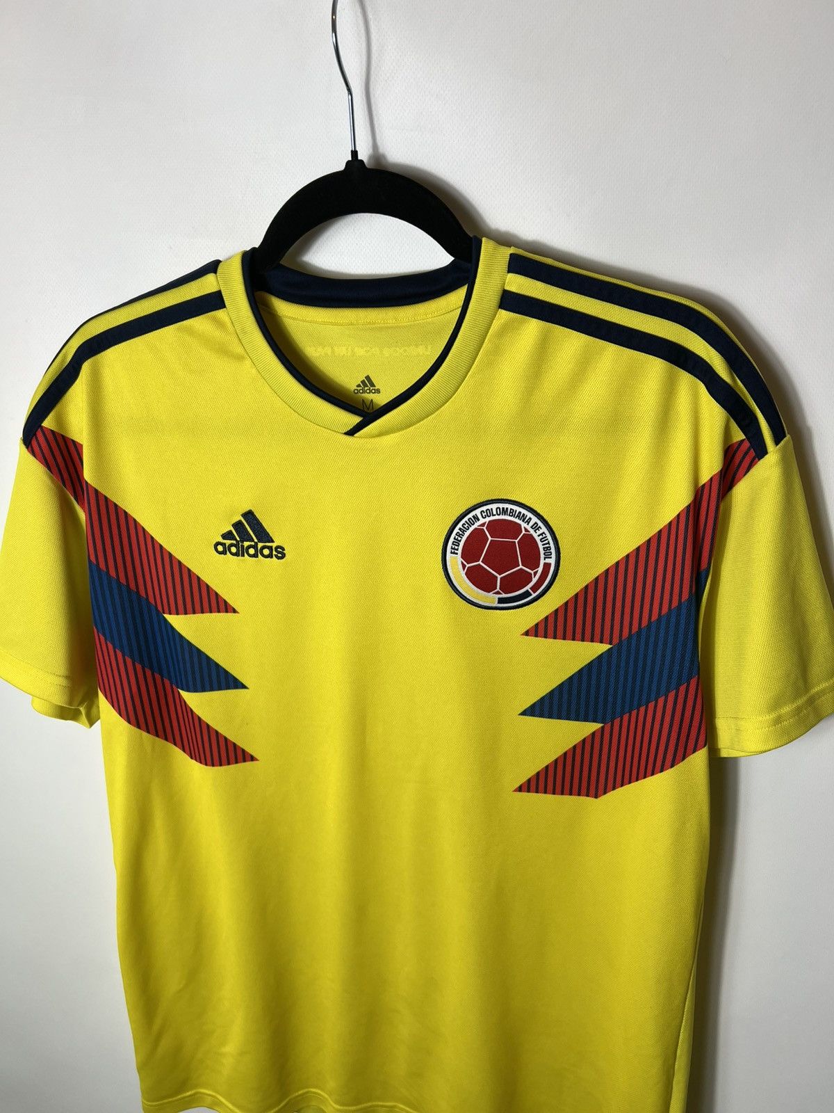 Adidas Vintage 2017 Adidas Columbia Soccer football home jersey Size US M / EU 48-50 / 2 - 5 Thumbnail