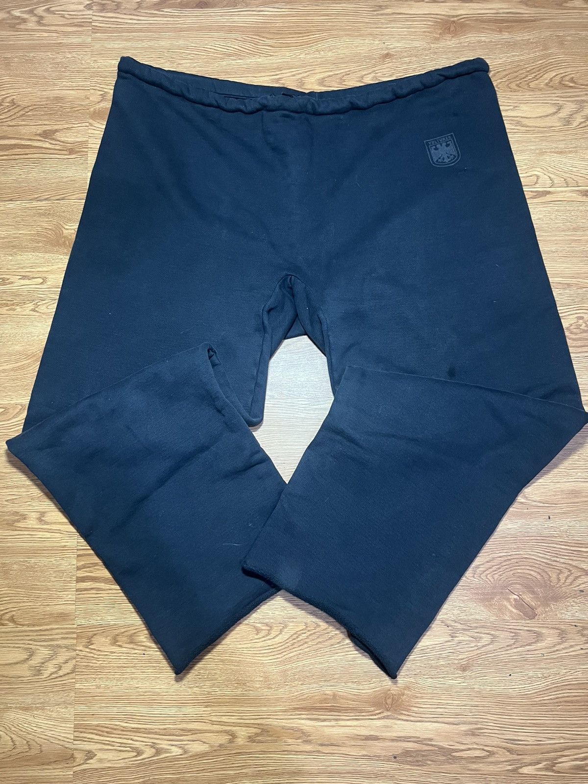 Kanye West × Yeezy YZY Vultures Sweats Size US 36 / EU 52 - 1 Thumbnail