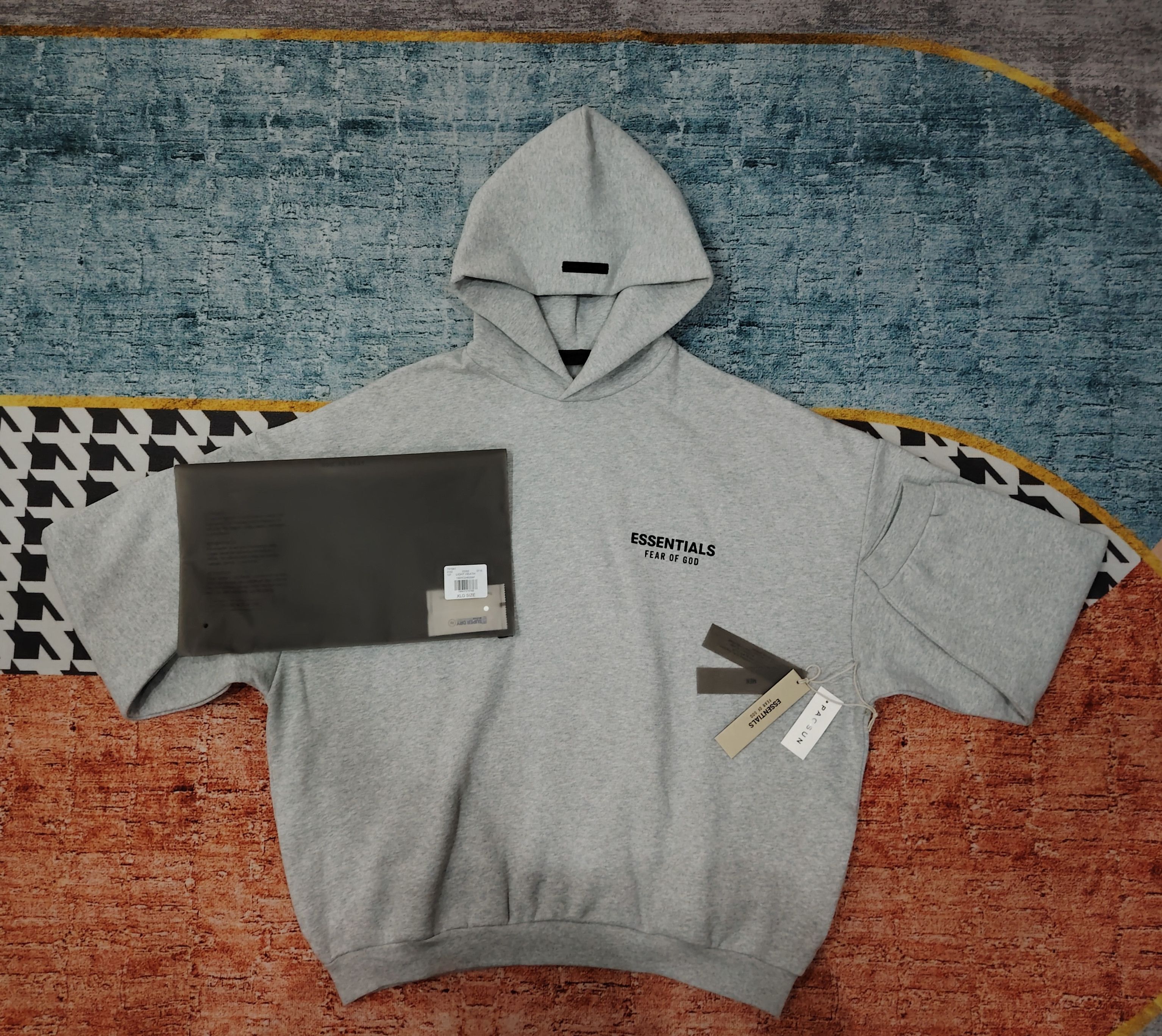 Essentials × Fear of God Fear Of God Essentials Fleece Hoodie (FW24) Size US XL / EU 56 / 4 - 1 Thumbnail
