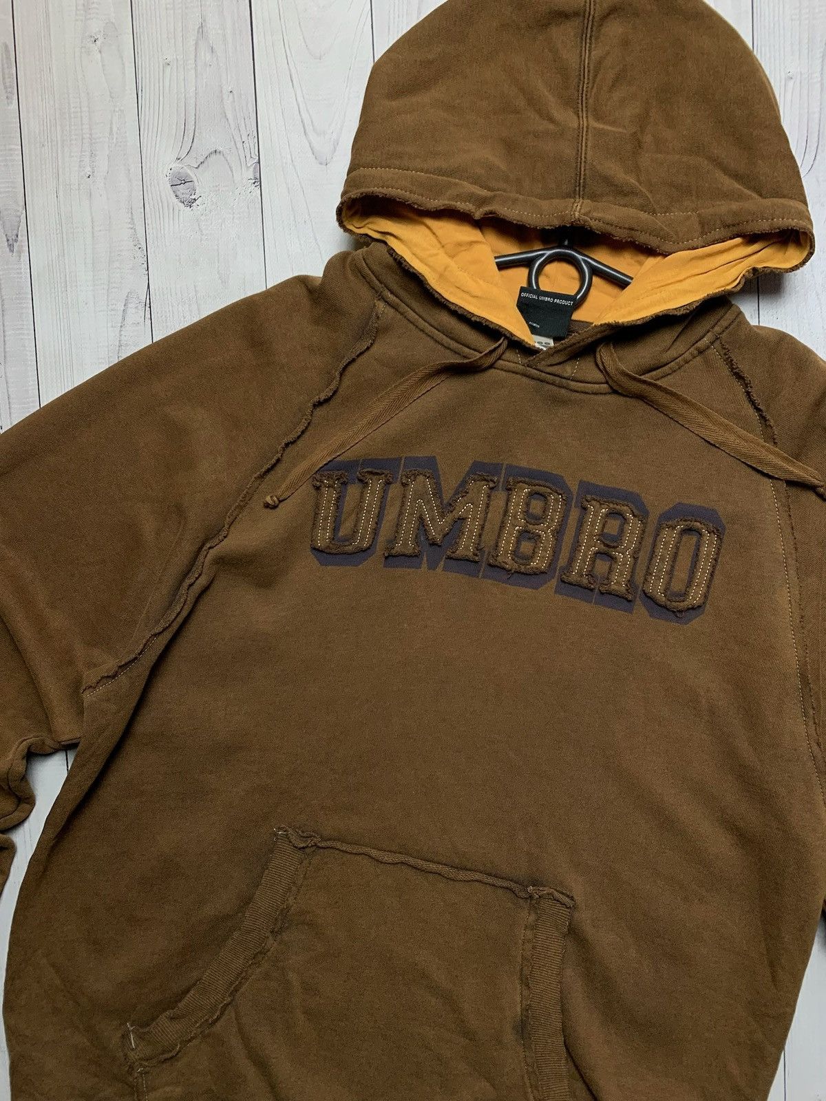 Umbro Vintage Umbro hoodie avant-garde brown rare Y2K Size US L / EU 52-54 / 3 - 2 Thumbnail