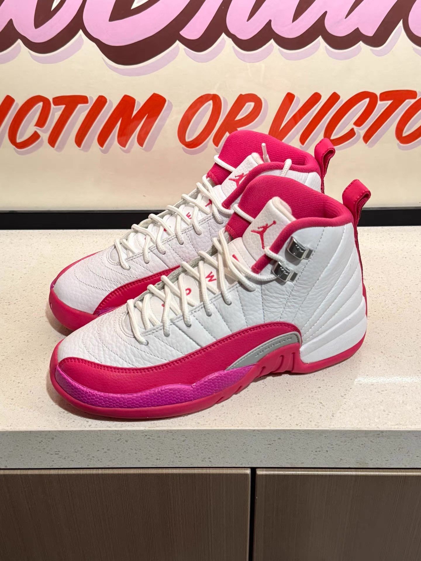Nike Authentic Jordan Air Jordan 12 Valentine’s Day Ｑ20 Size US 5 / EU 37 - 1 Thumbnail