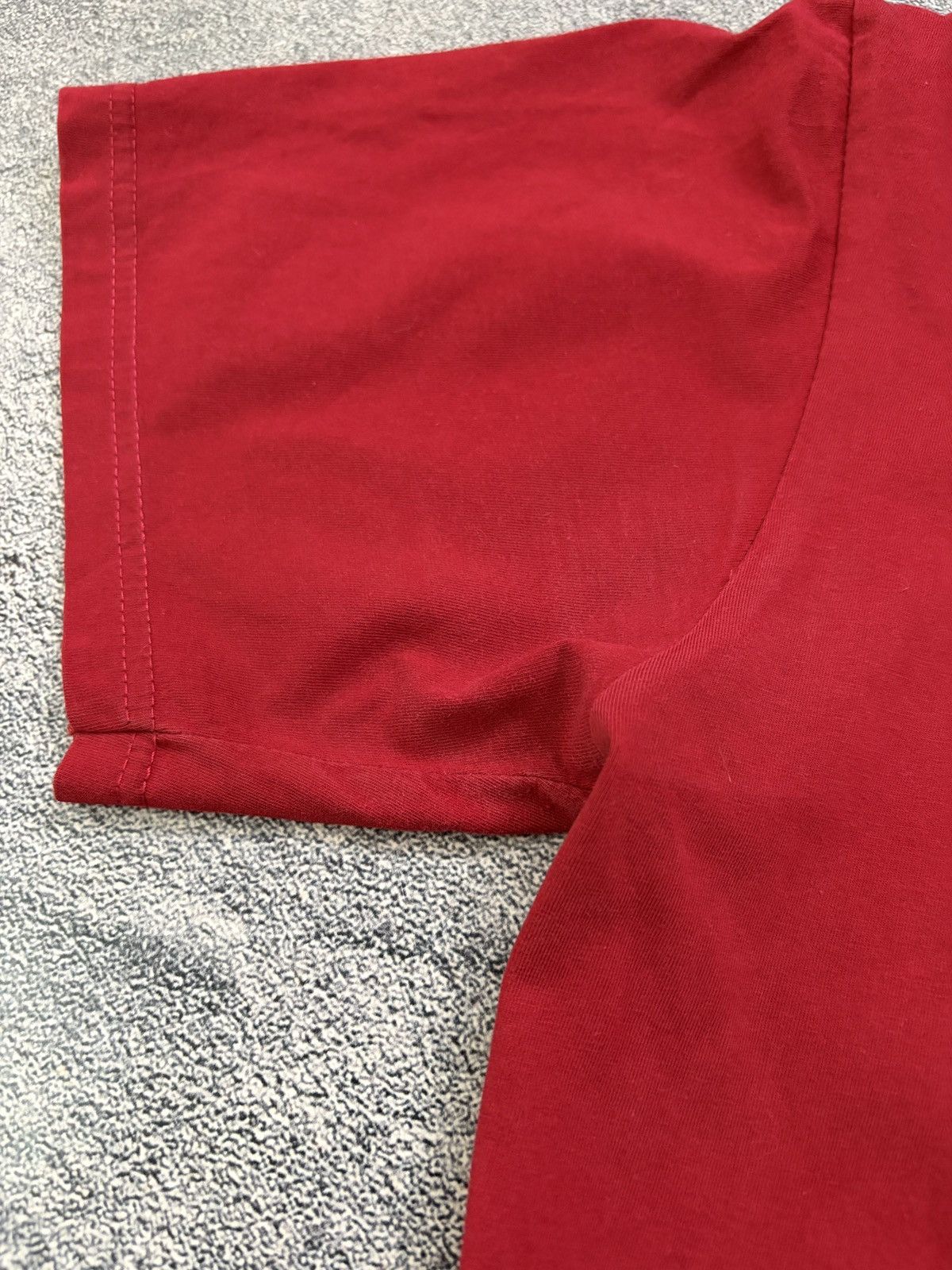 Moschino Vintage Moschino Jeans Red Cheap and Chic Peace T-Shirt Y2K Size US M / EU 48-50 / 2 - 8 Thumbnail