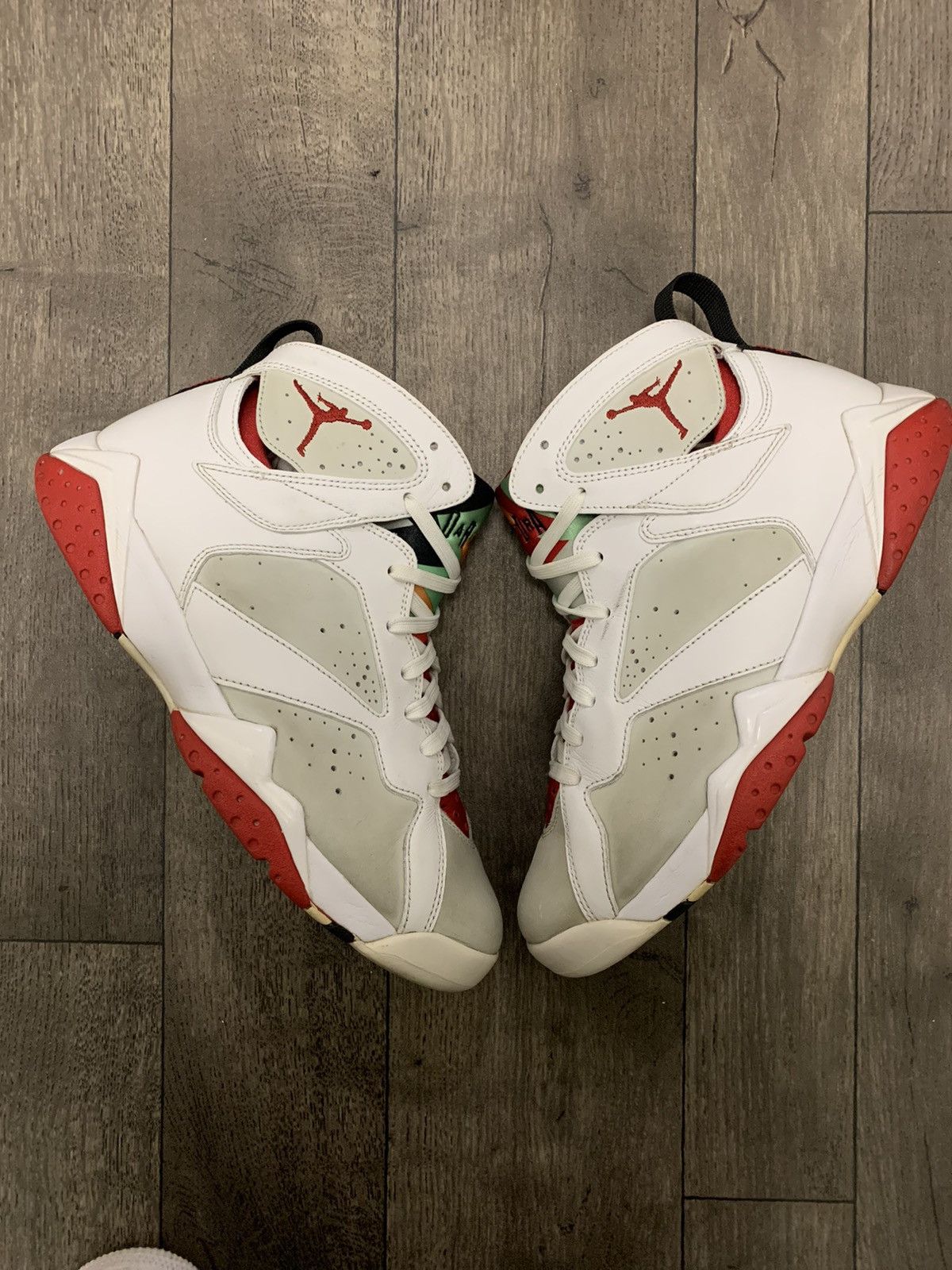 image of Jordan Brand 7 Hare Shoes in White Grey Red, Men's (Size 9)