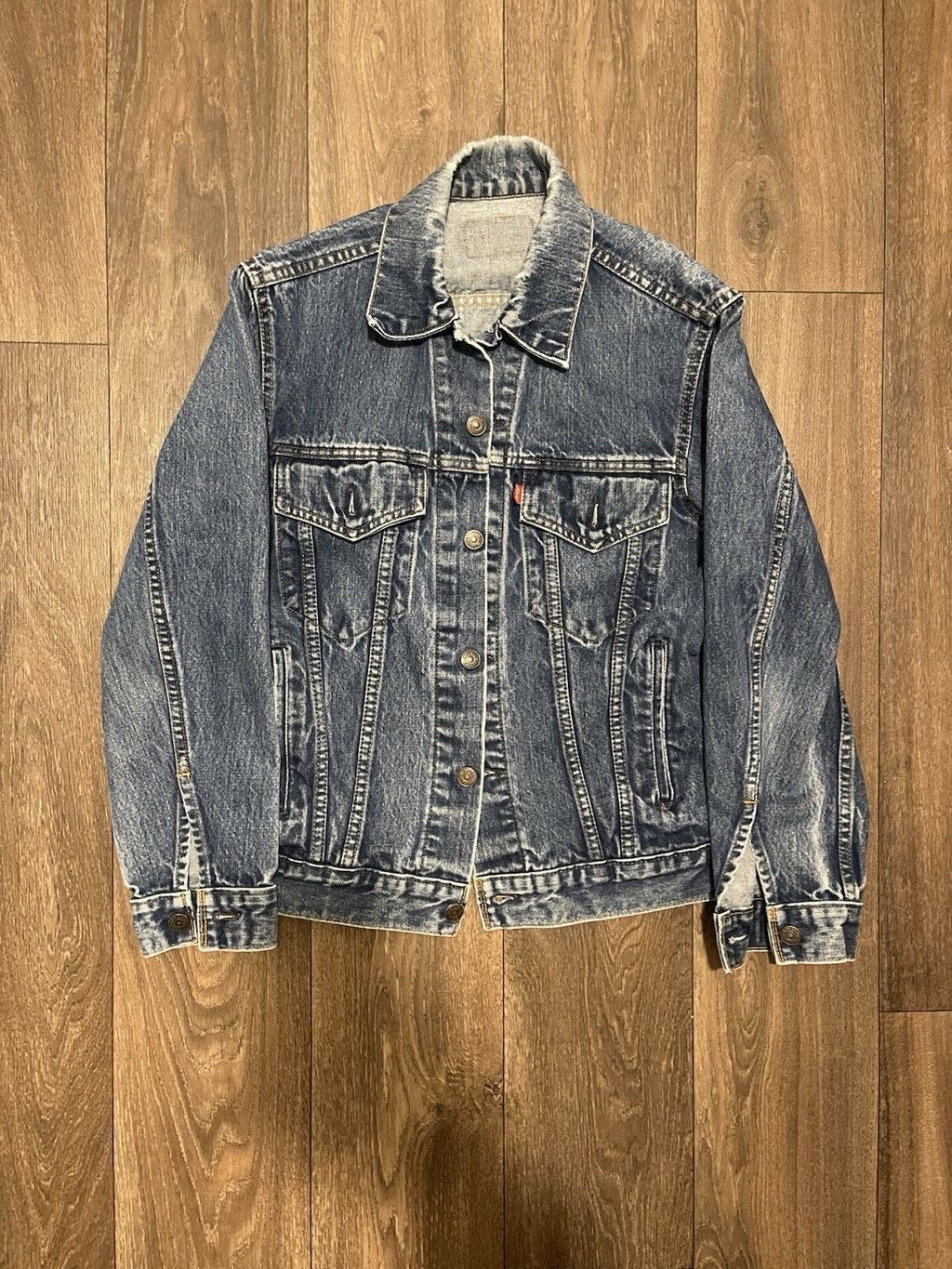 Levi's Levi’s vtg Denim Jacket (fits A Women’s Small) Size S / US 4 / IT 40 - 1 Thumbnail
