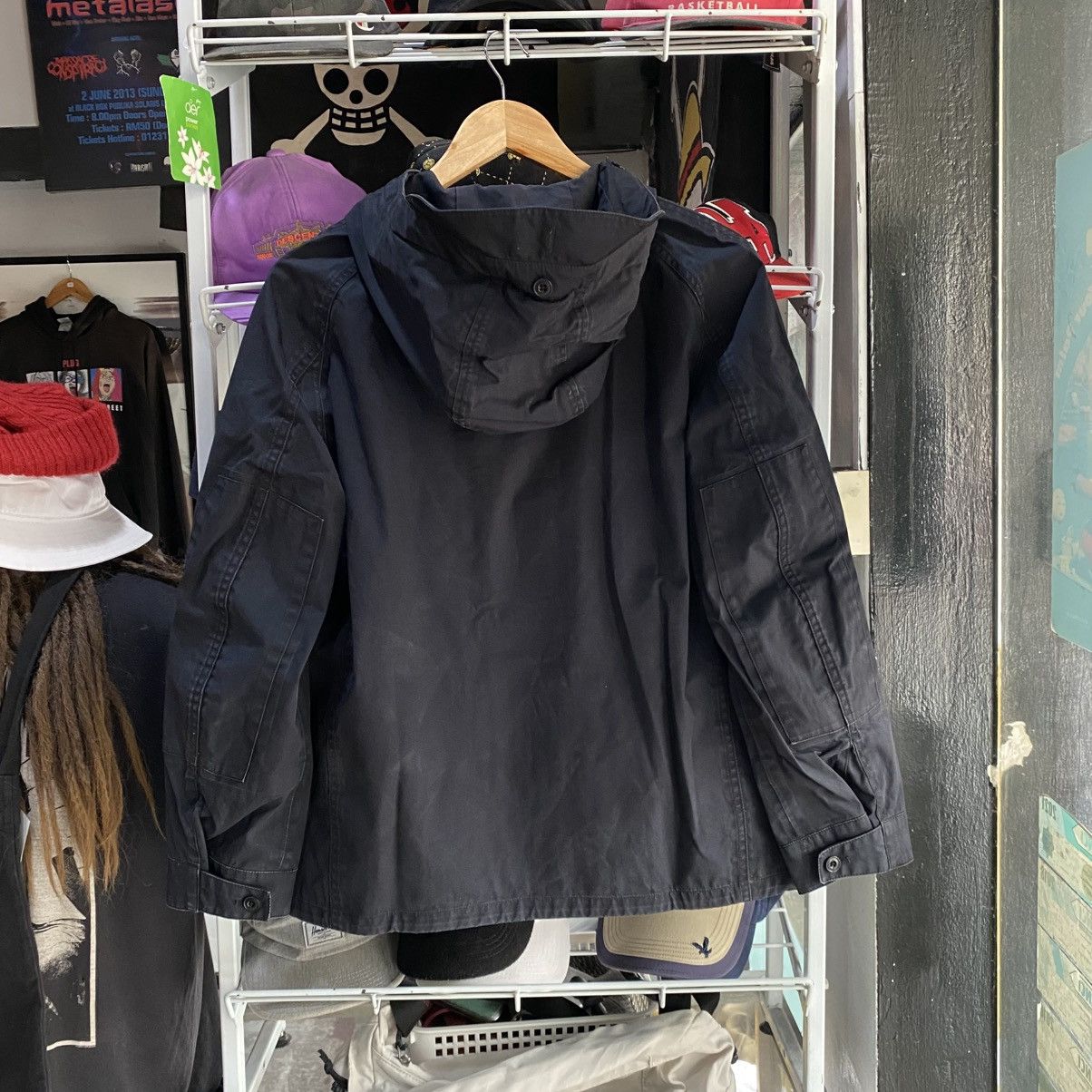 Japanese Brand × Lemaire × Uniqlo Uniqlo and Lemaire Black Light Jacket Hooded Size US M / EU 48-50 / 2 - 2 Thumbnail