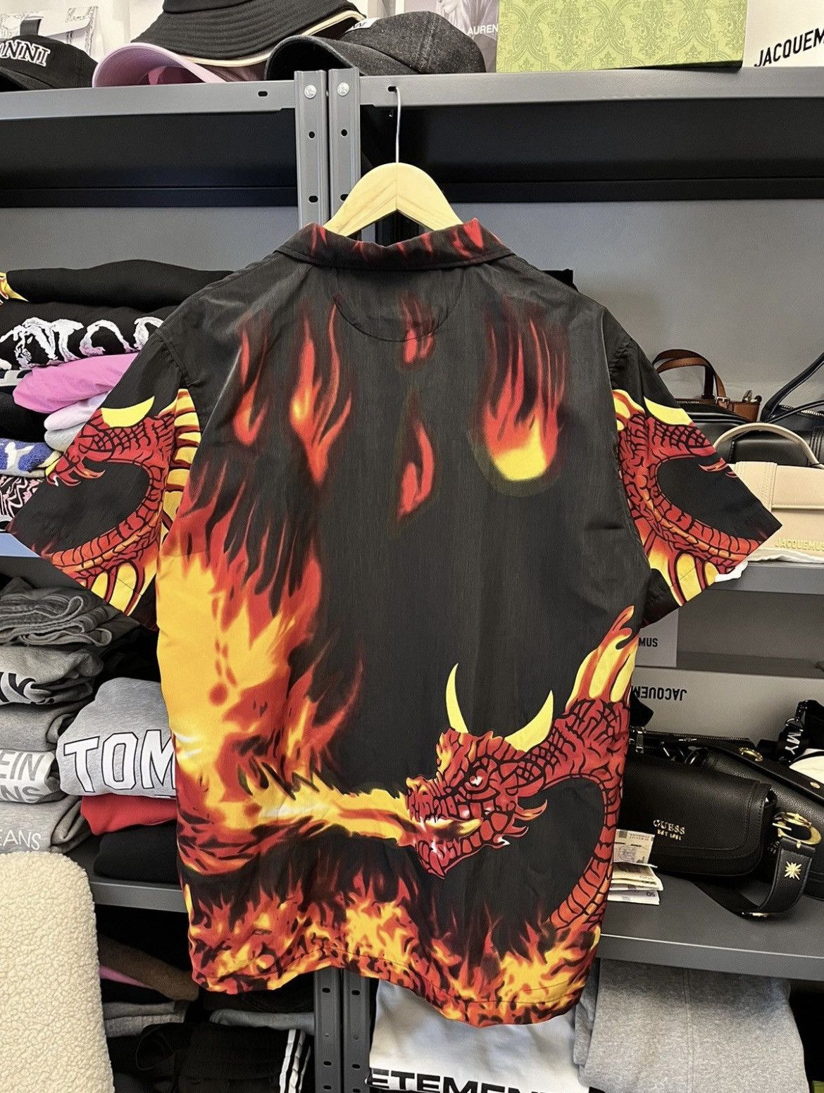 Japanese Brand Vintage Japanese Y2k Dragon Flame Shirt Size US L / EU 52-54 / 3 - 5 Thumbnail