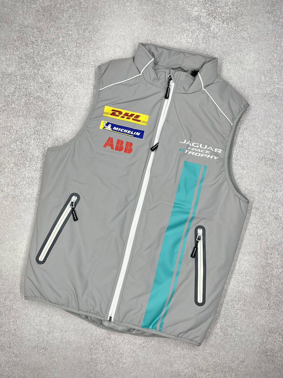 Formula 1 Racing Jaguar I Pace Etrophy Vest Grey Michelin F1 Size US S / EU 44-46 / 1 - 1 Thumbnail