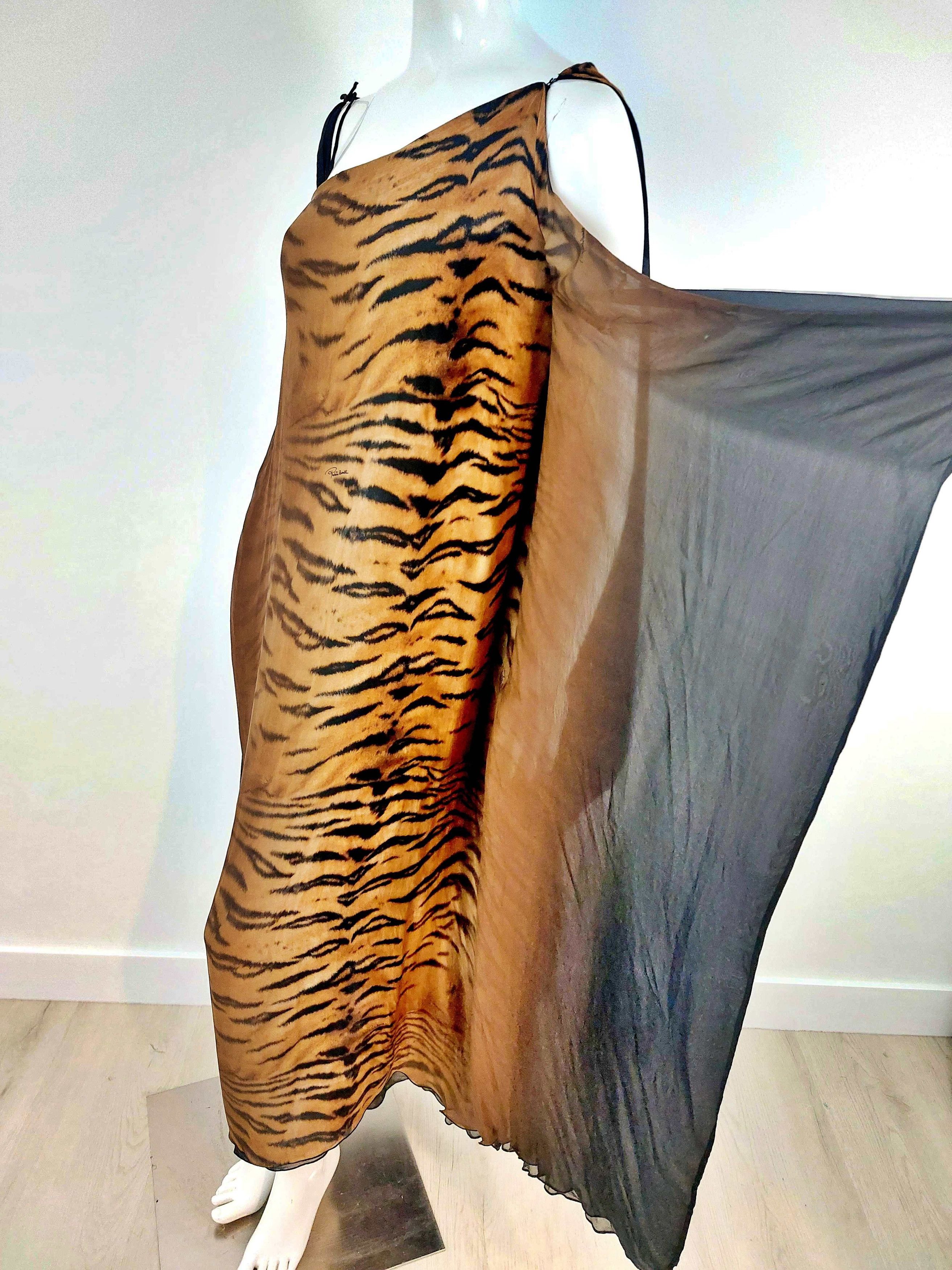 Roberto Cavalli Roberto Cavalli FW2000 Tiger Silk Maxi Dress Evening Gown Size S / US 4 / IT 40 - 5 Thumbnail