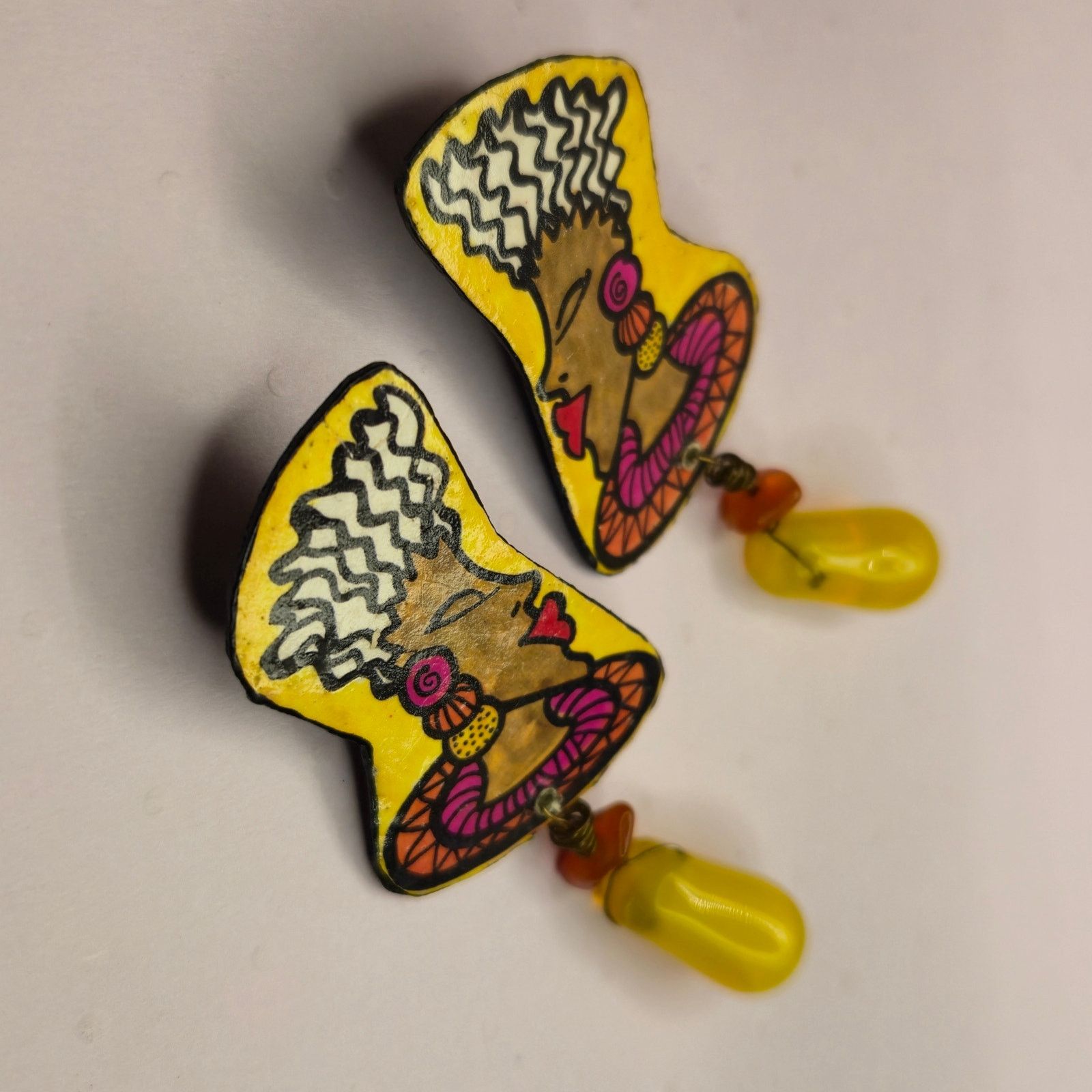 Vintage Vintage Afrocentric Hand Painted Earrings African Queen Glam Size ONE SIZE - 7 Thumbnail