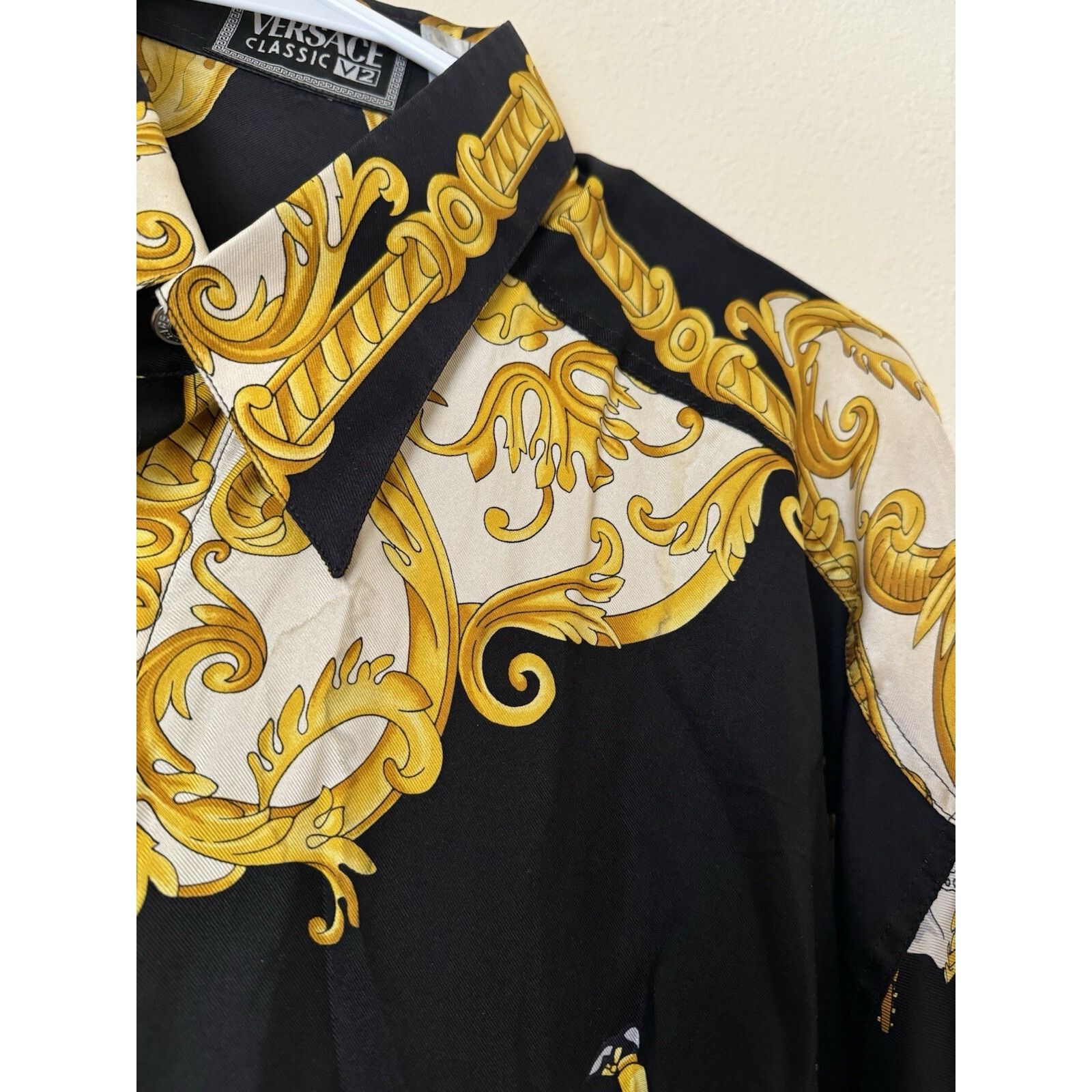 Versace Versace V2 100% Silk Baroque Button Up Shirt Long Sleeve Gol Size US L / EU 52-54 / 3 - 6 Thumbnail