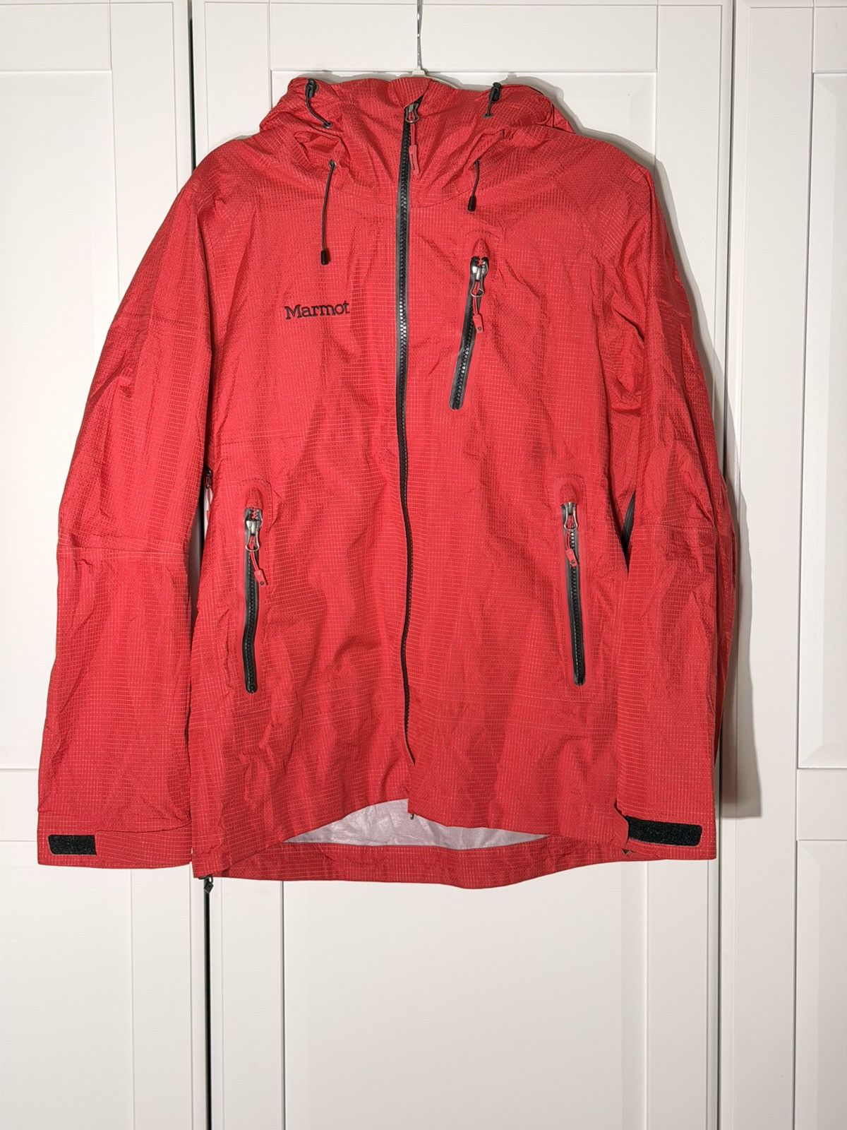 Marmot Marmot Red Rain Light Weight Men’s jacket Size M (fit for S) Size US S / EU 44-46 / 1 - 1 Thumbnail