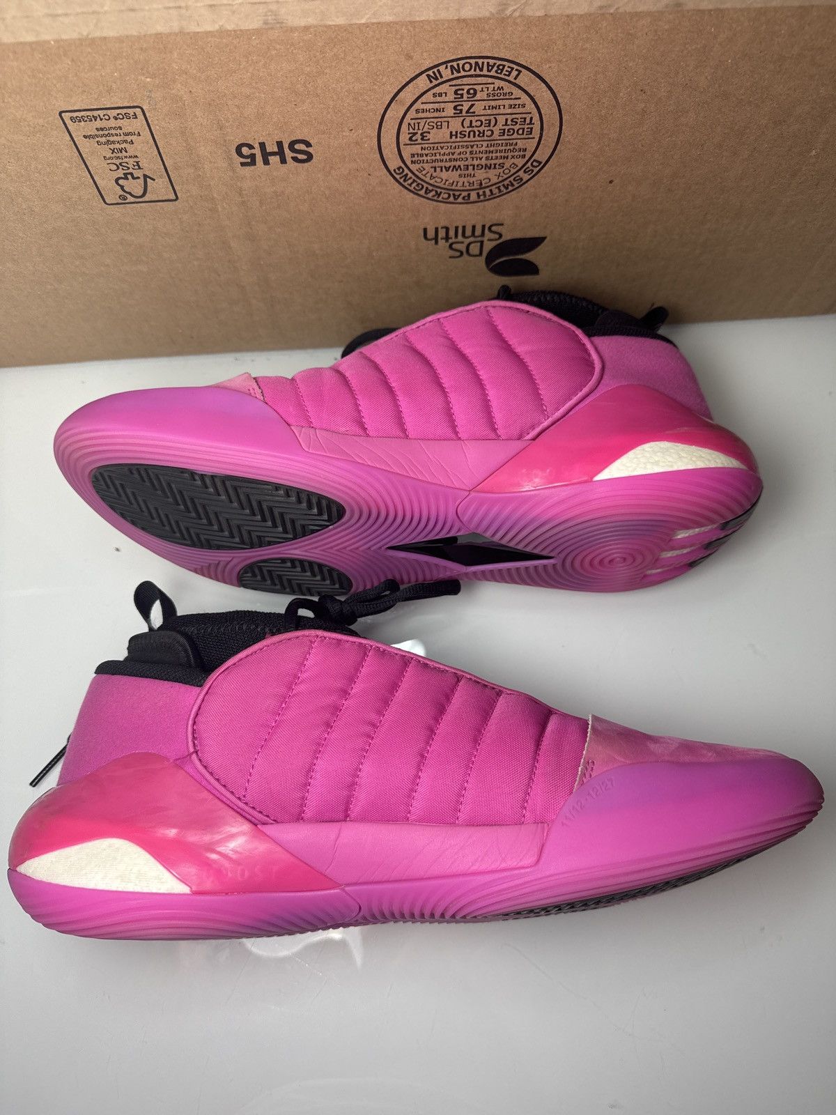 Adidas Harden vol7 lucid fuchsia rare color way Size US 11.5 / EU 44-45 - 4 Thumbnail