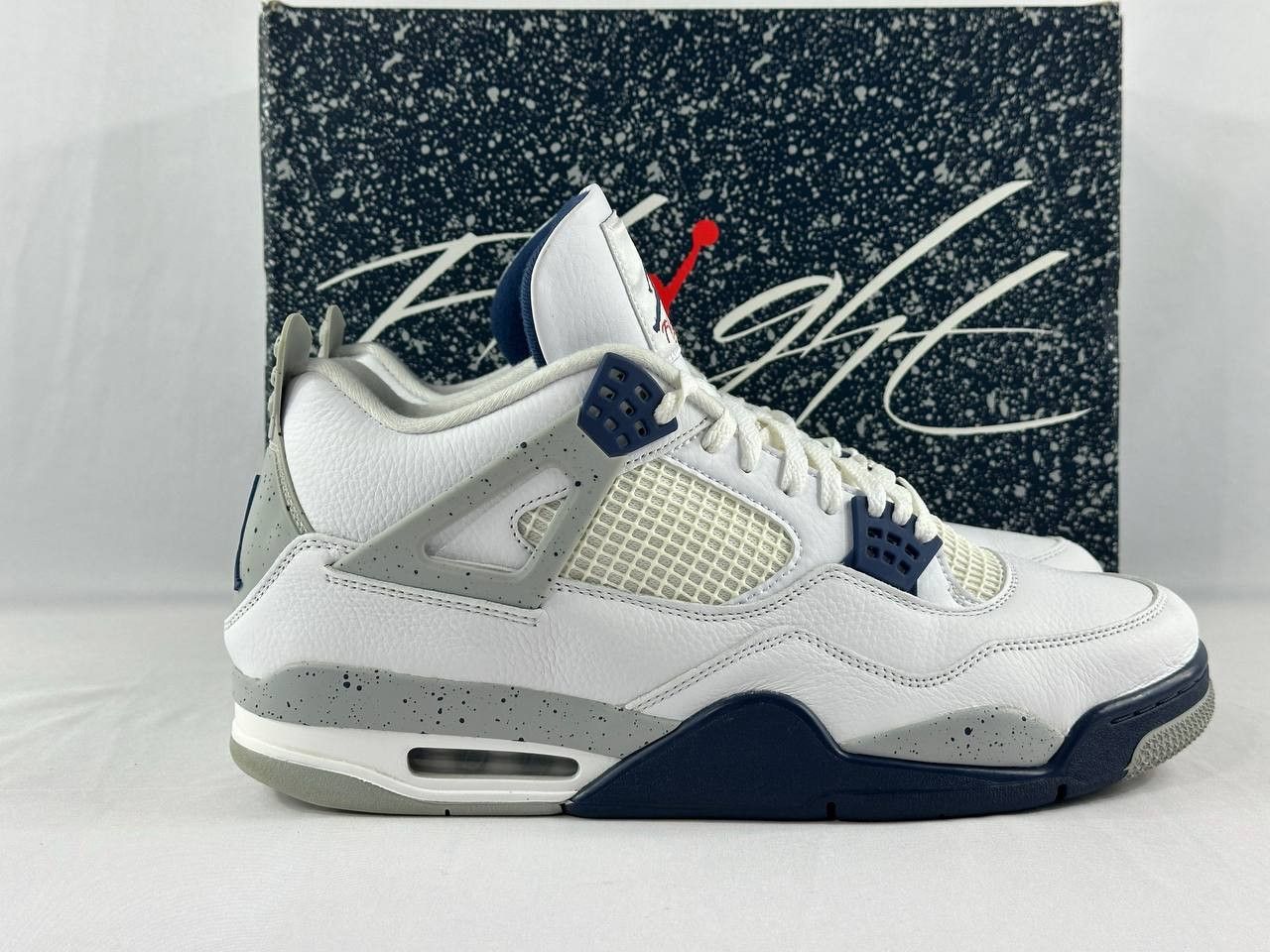 Nike Nike Air Jordan 4 Retro 'Midnight Navy' 2022 DH6927-140 Size US 13 / EU 46 - 2 Thumbnail