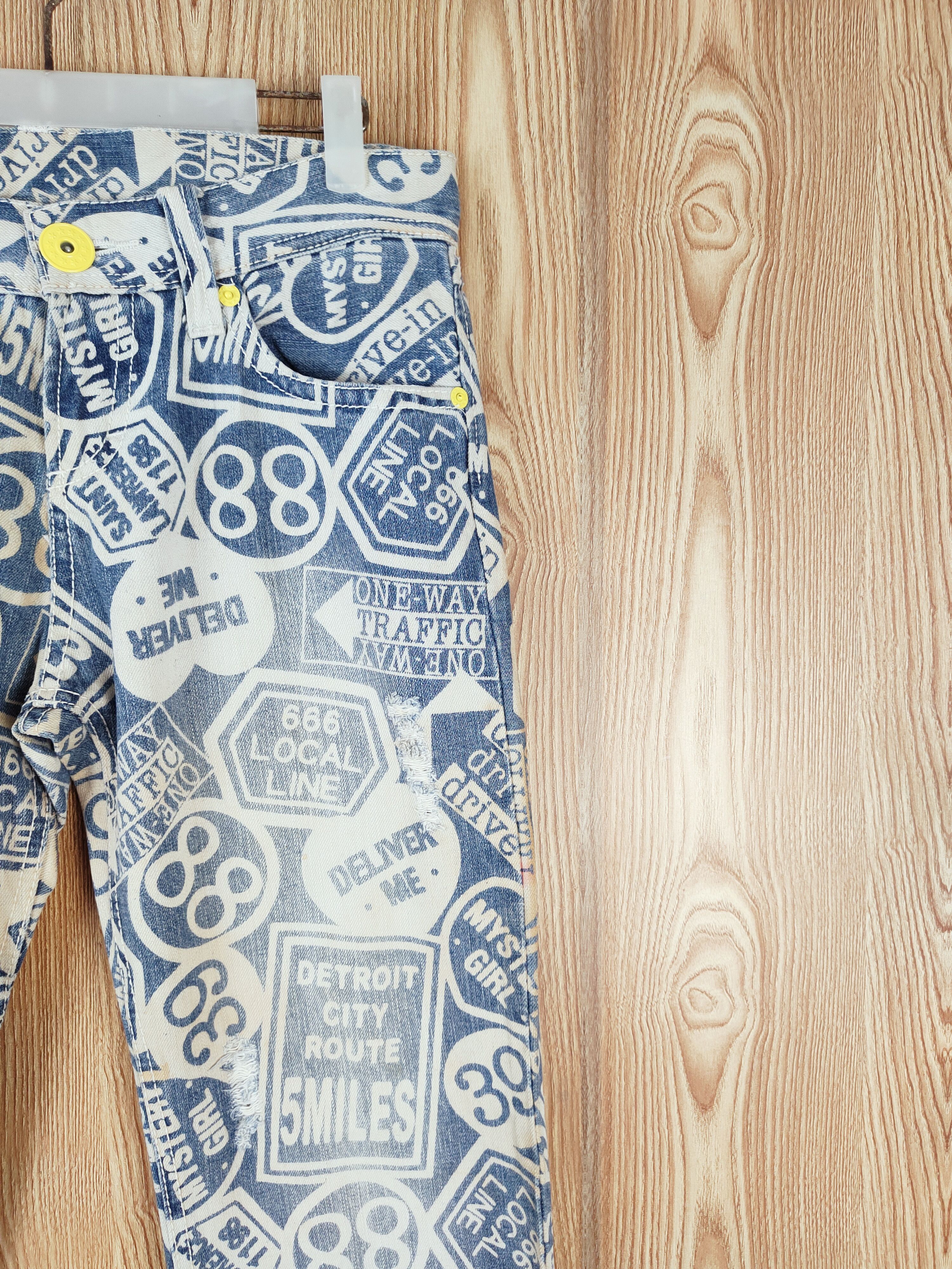 Japanese Brand × Vintage FULL PRINT 💥 Grazie Blue White Distressed Ripped Jeans Size 32" / US 10 / IT 46 - 5 Thumbnail