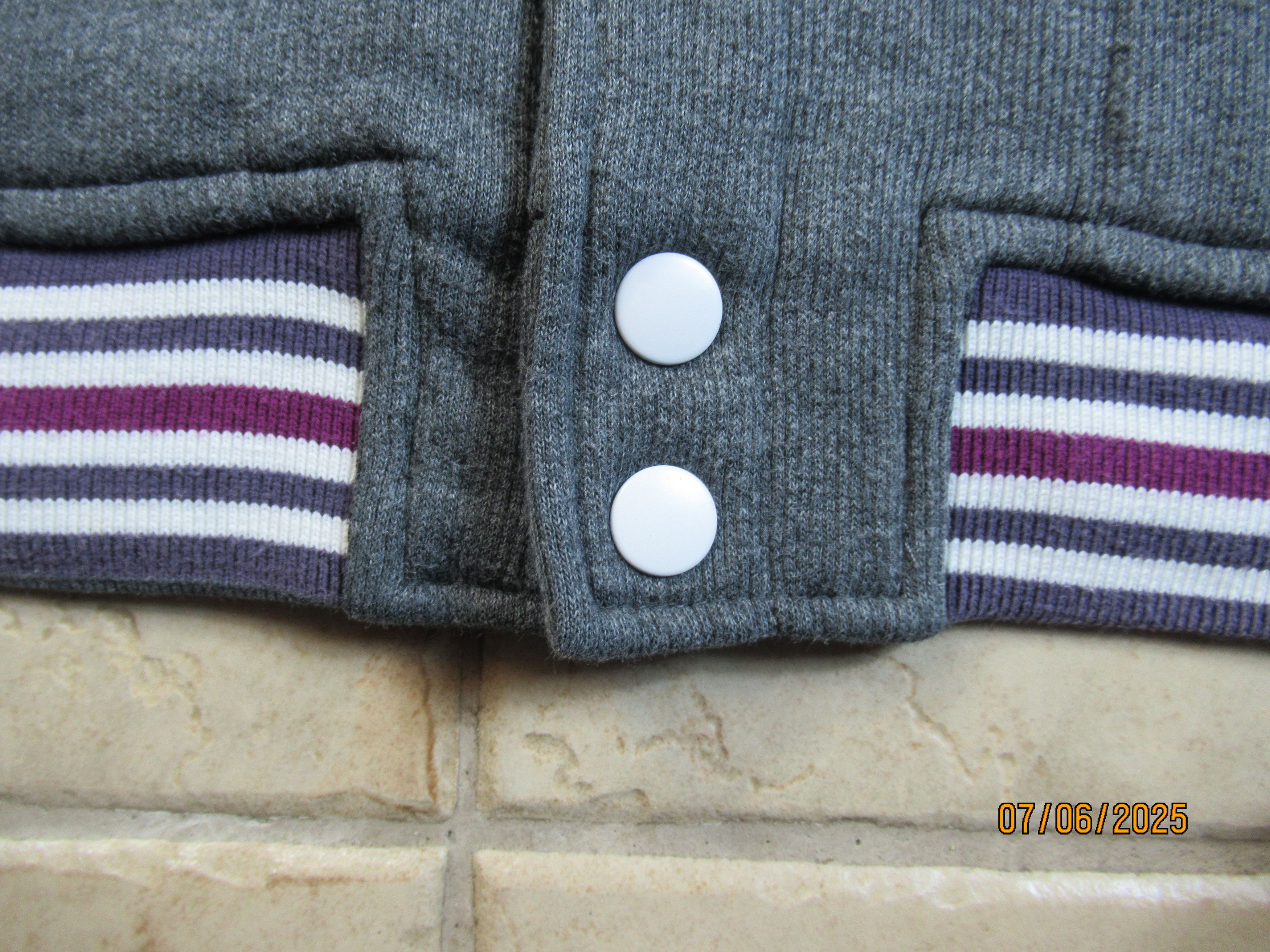 Nike Nike Sportswear grey/violet baseball jacket Size US L / EU 52-54 / 3 - 7 Thumbnail